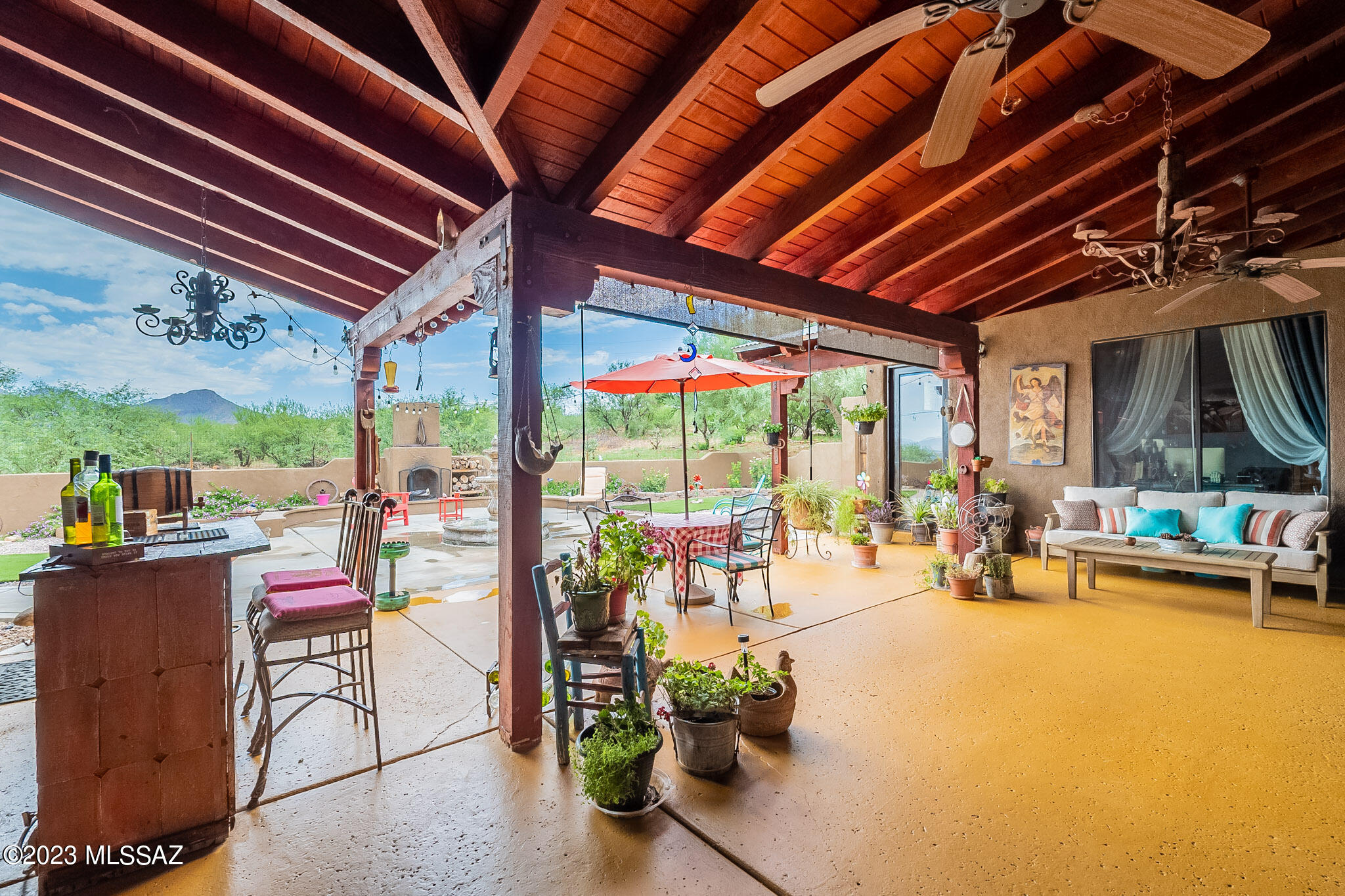 1806 Camino Lebanon