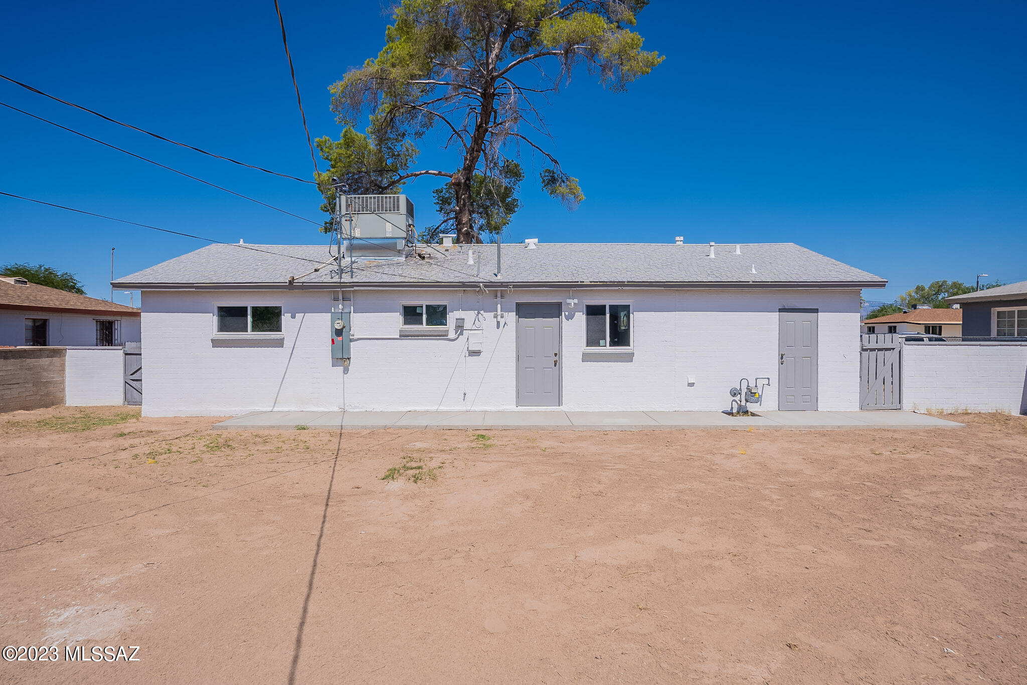 857 W Mossman Road