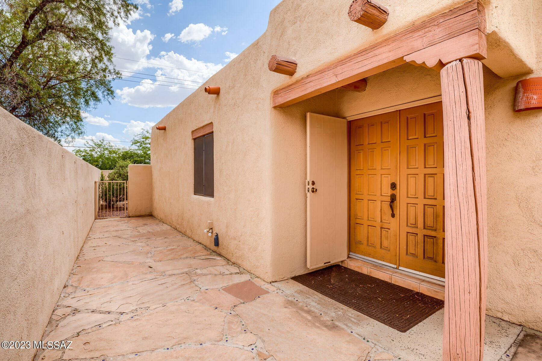 1680 W Chimayo Place