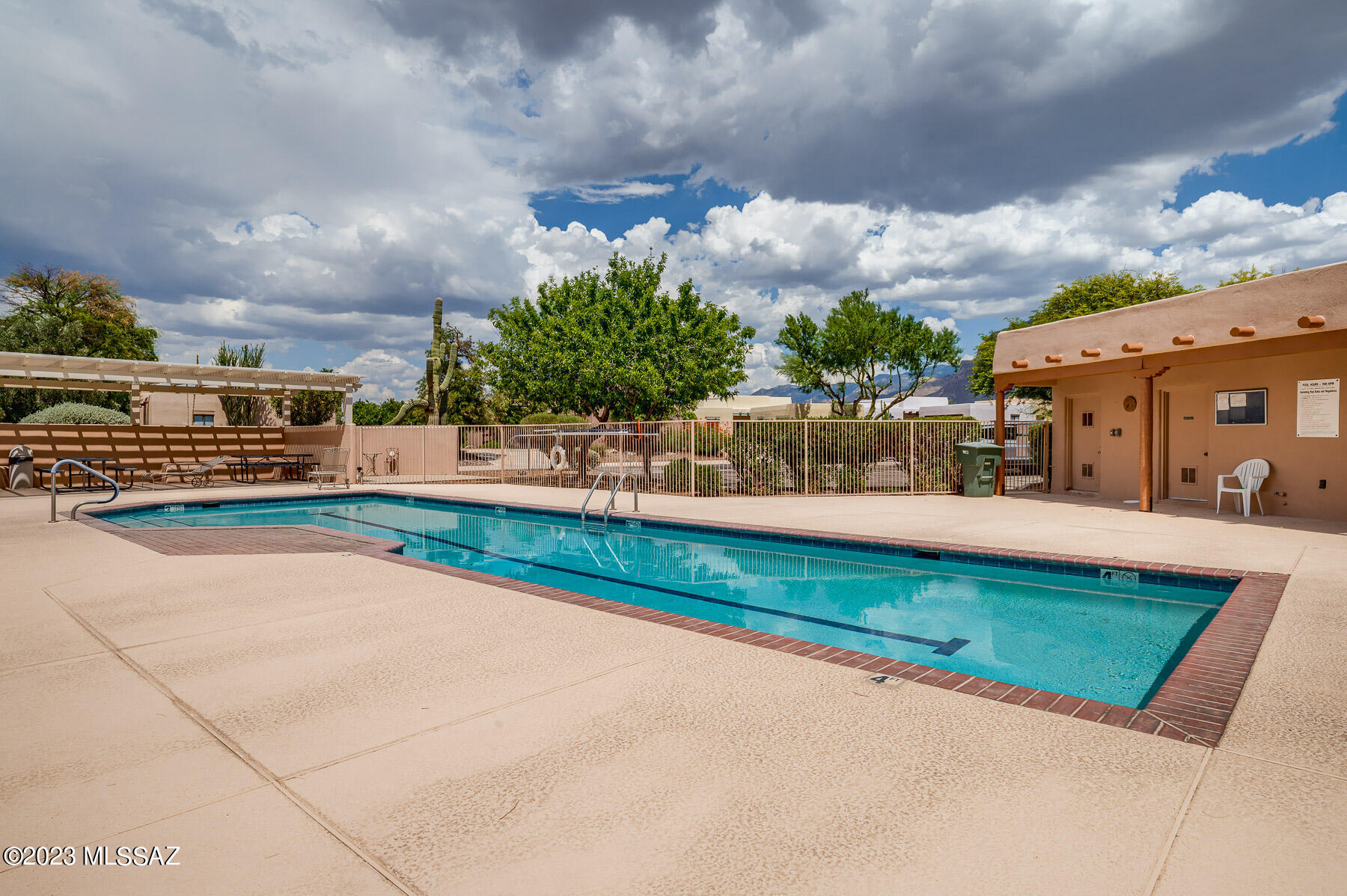 1680 W Chimayo Place
