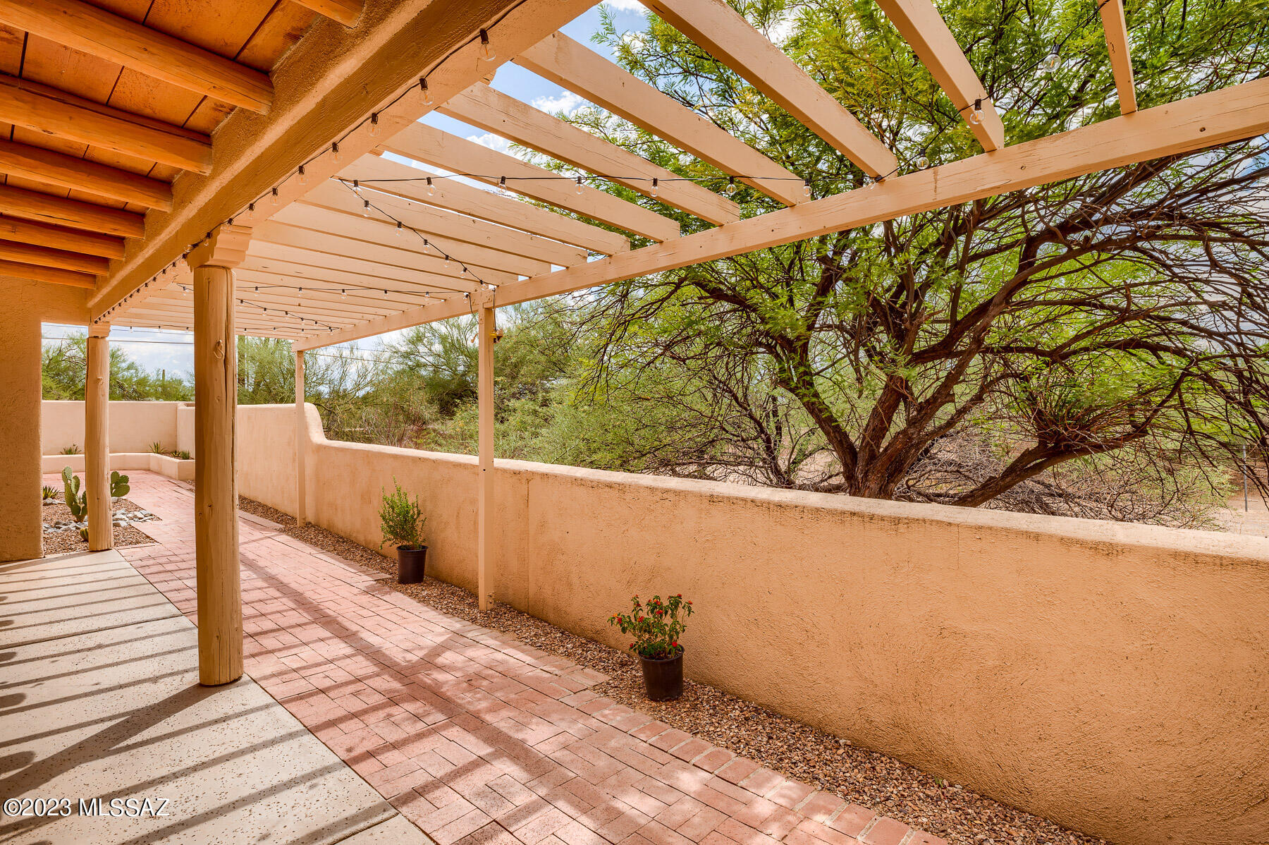 1680 W Chimayo Place