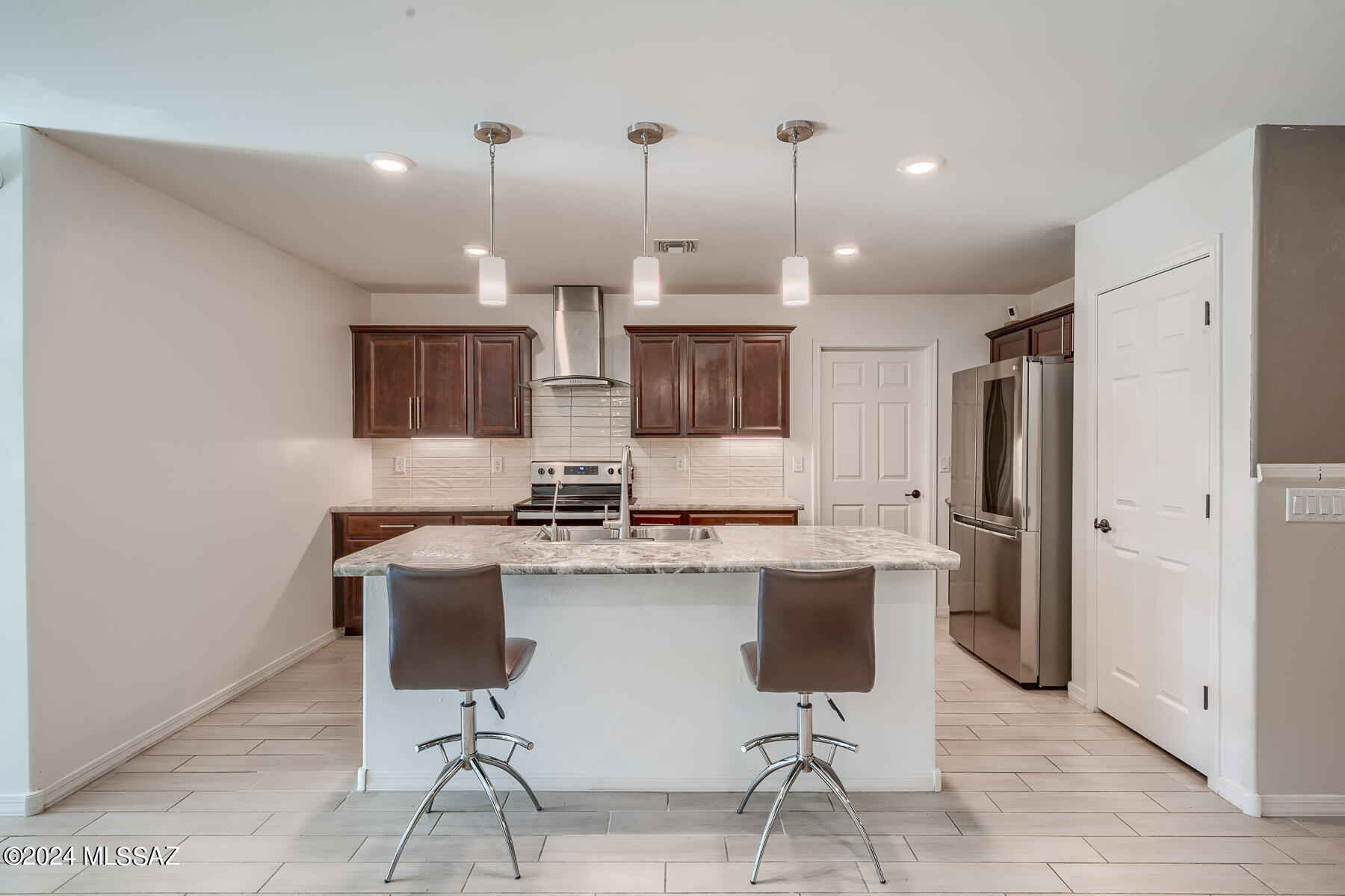 8567 W Jackdaw Court