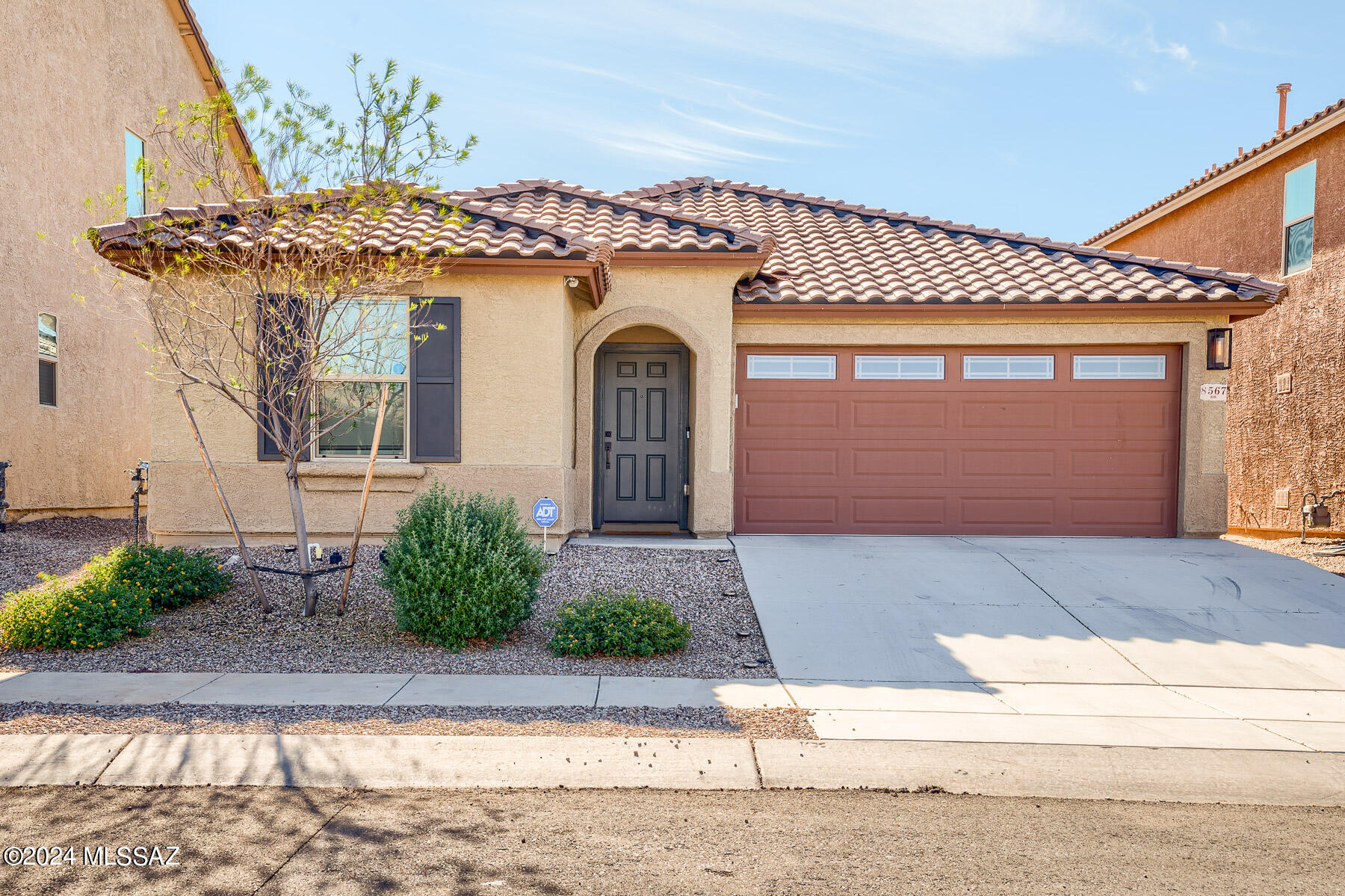 8567 W Jackdaw Court