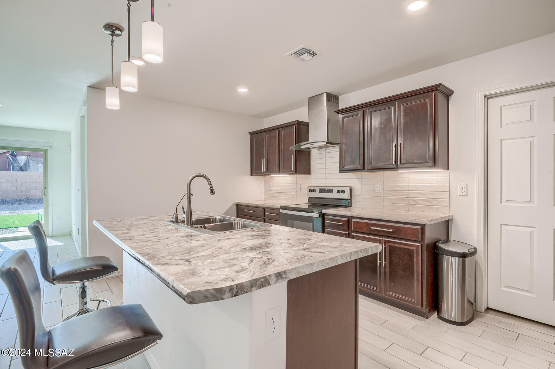 8567 W Jackdaw Court