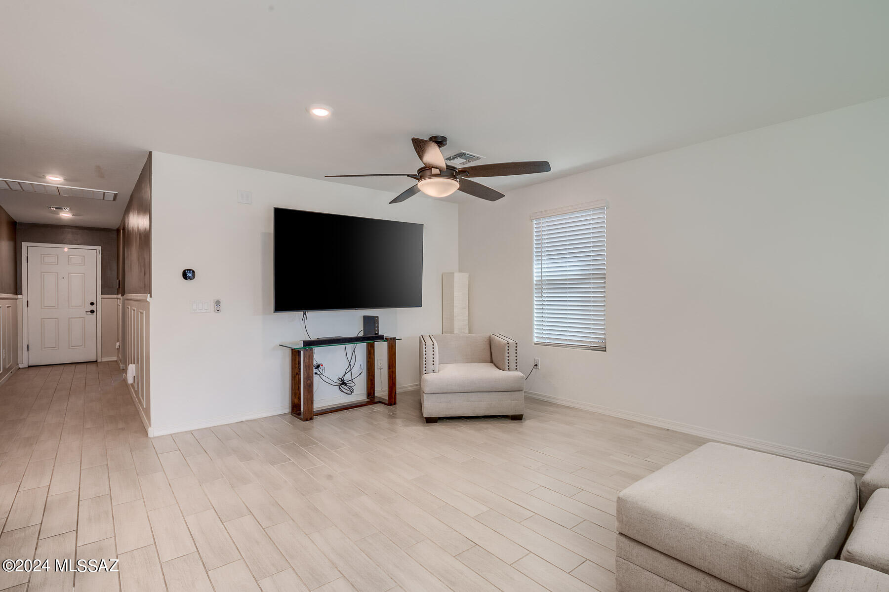 8567 W Jackdaw Court