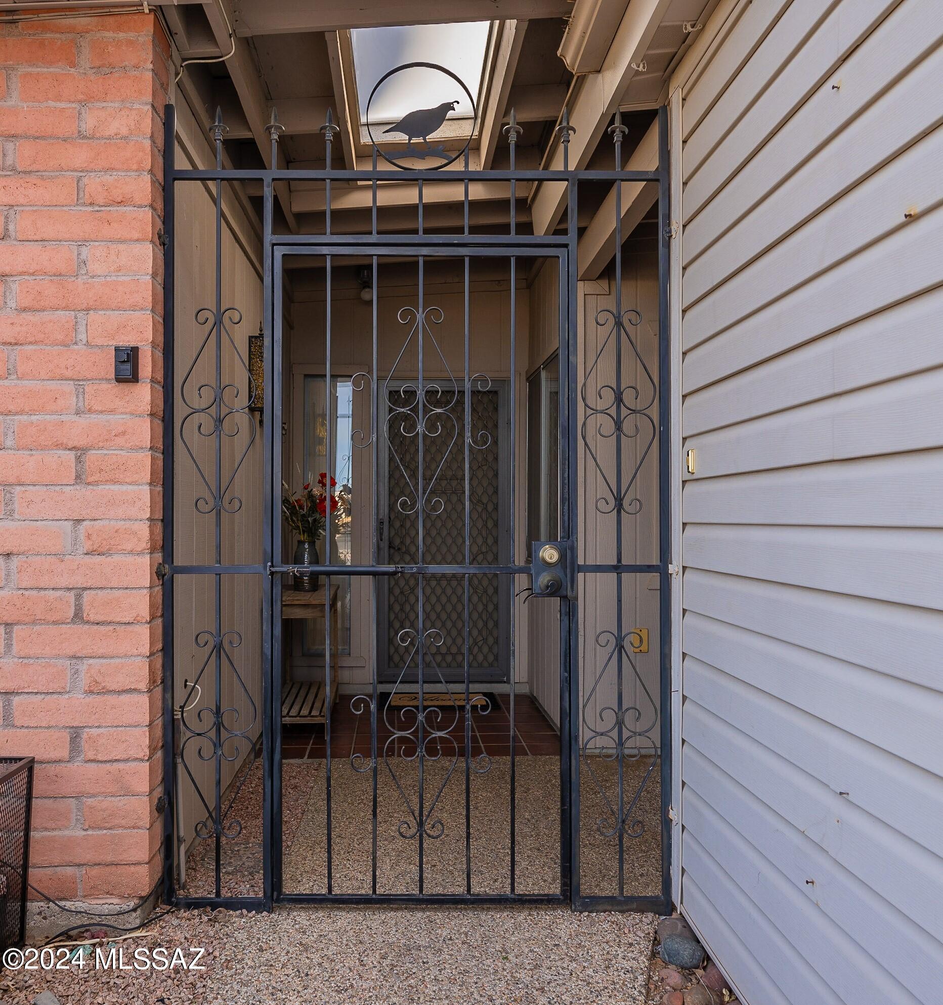 425 W San Ignacio