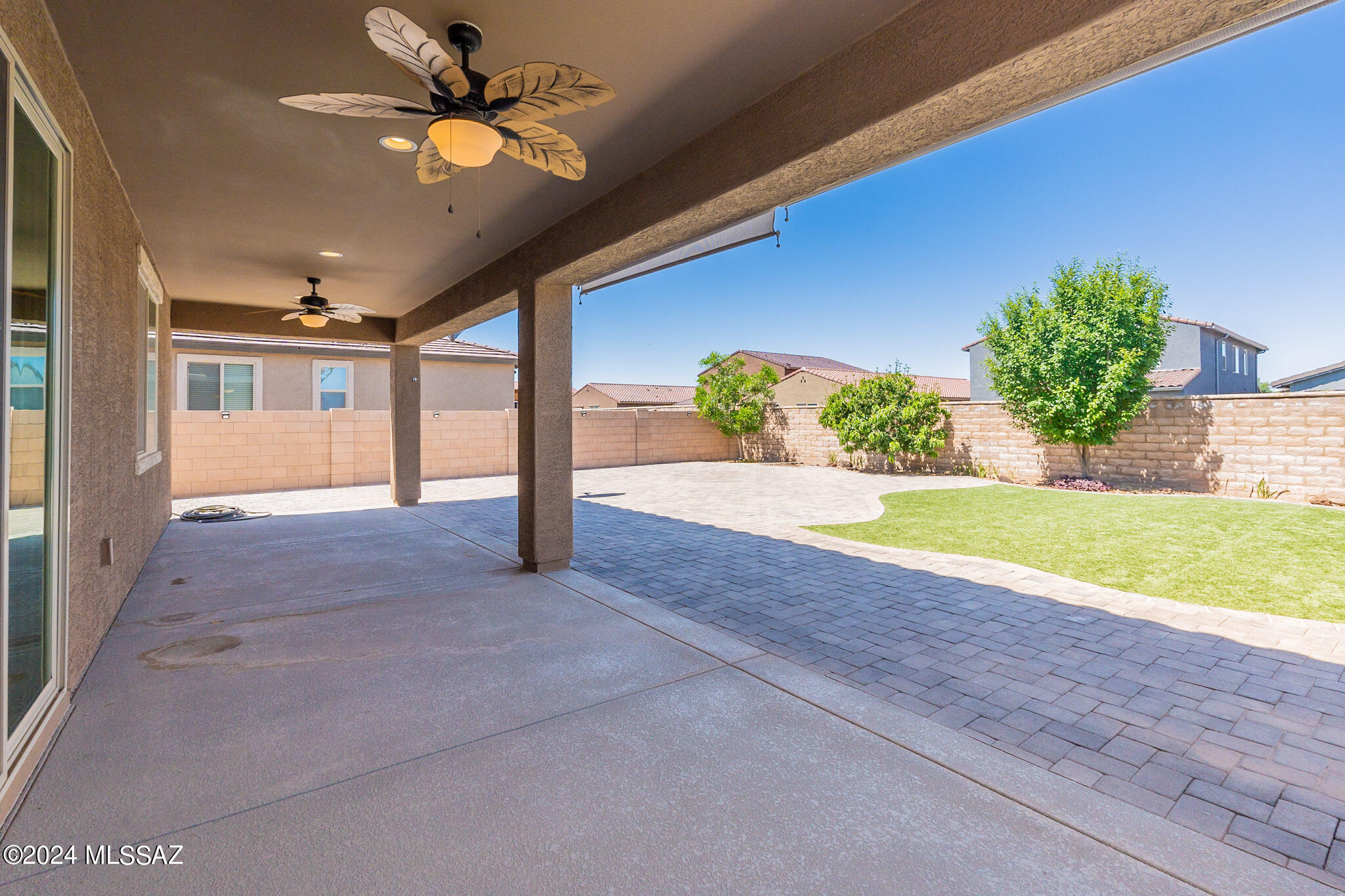 6444 E Via Jardin Verde