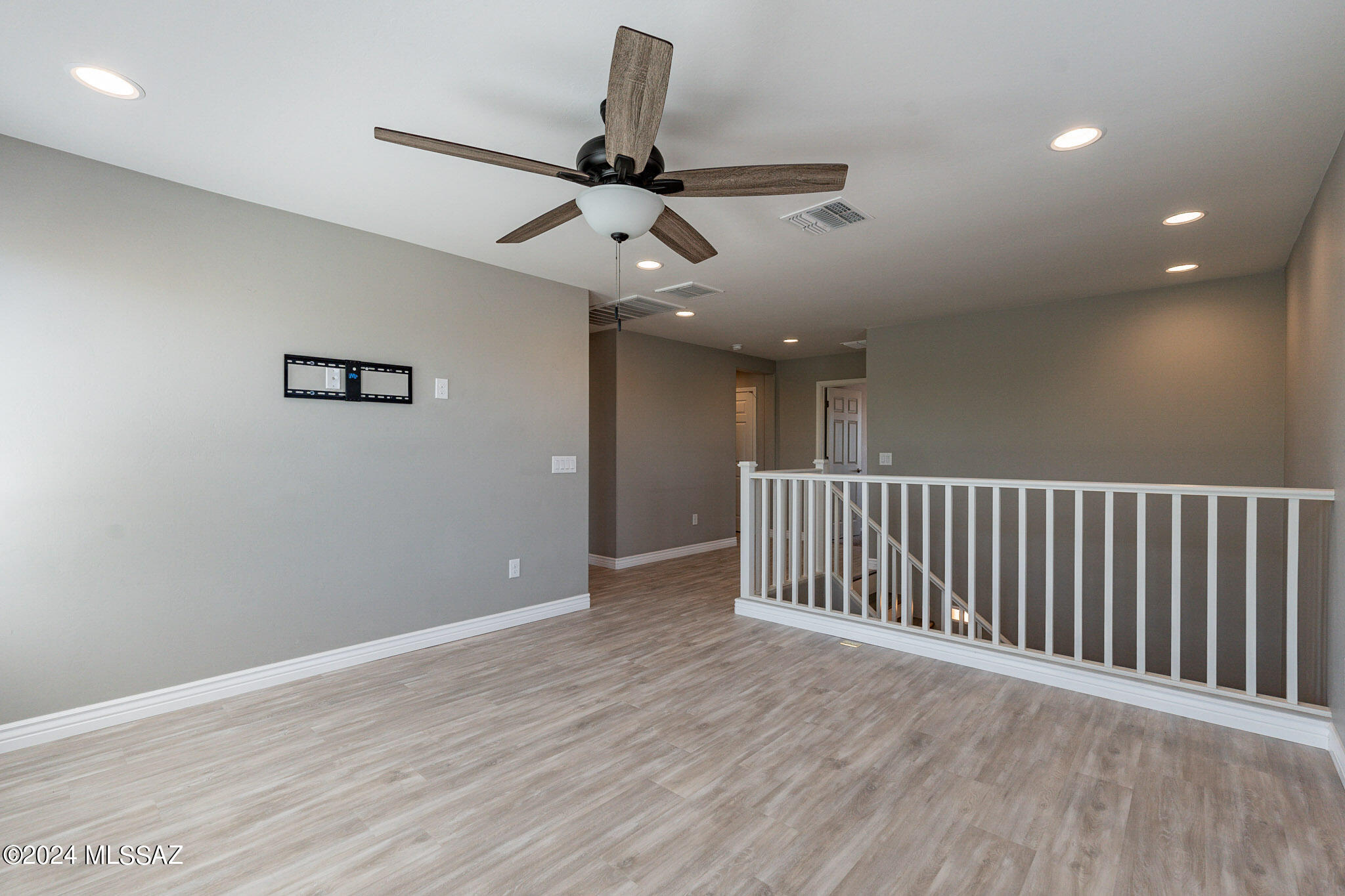 6444 E Via Jardin Verde