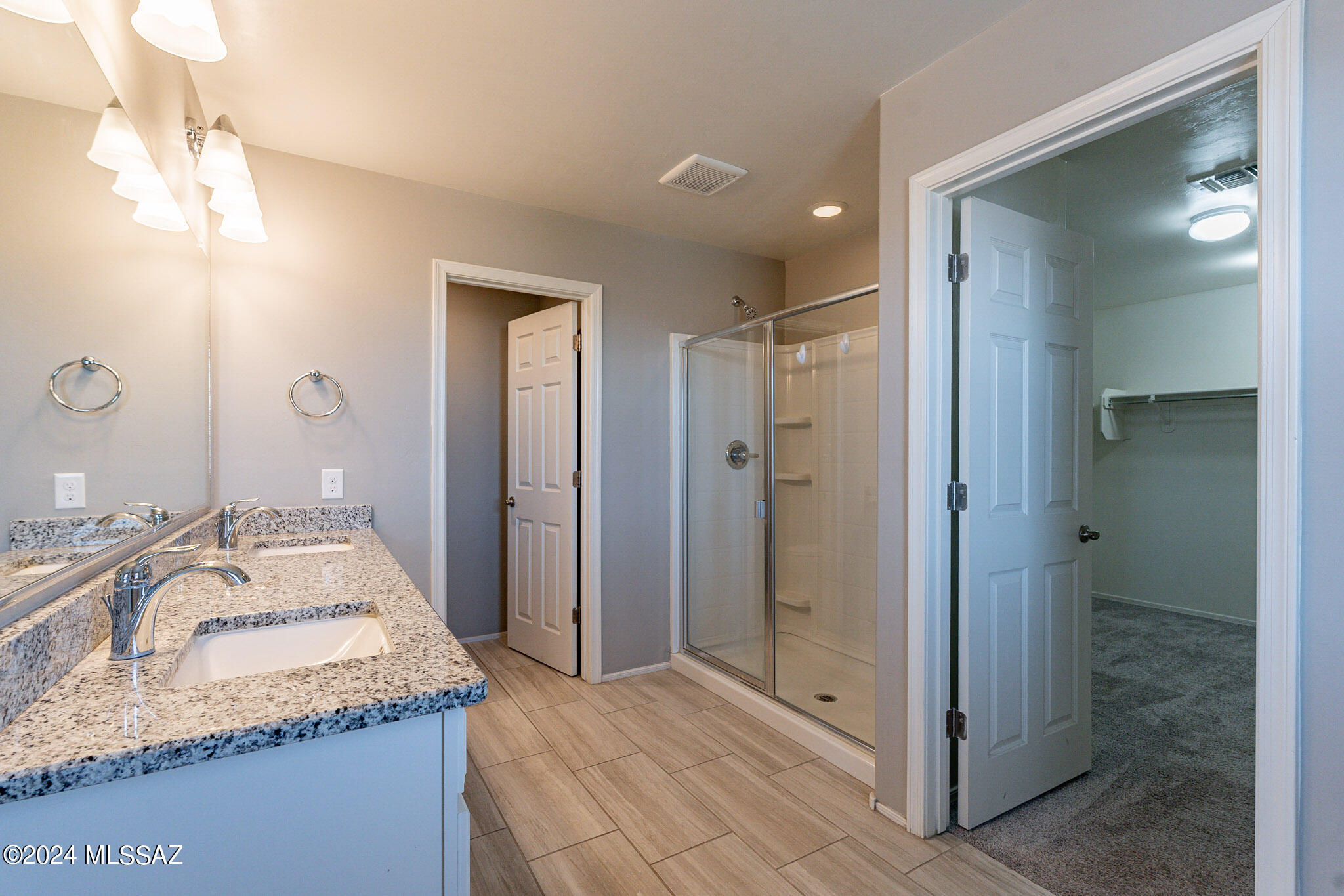 6444 E Via Jardin Verde