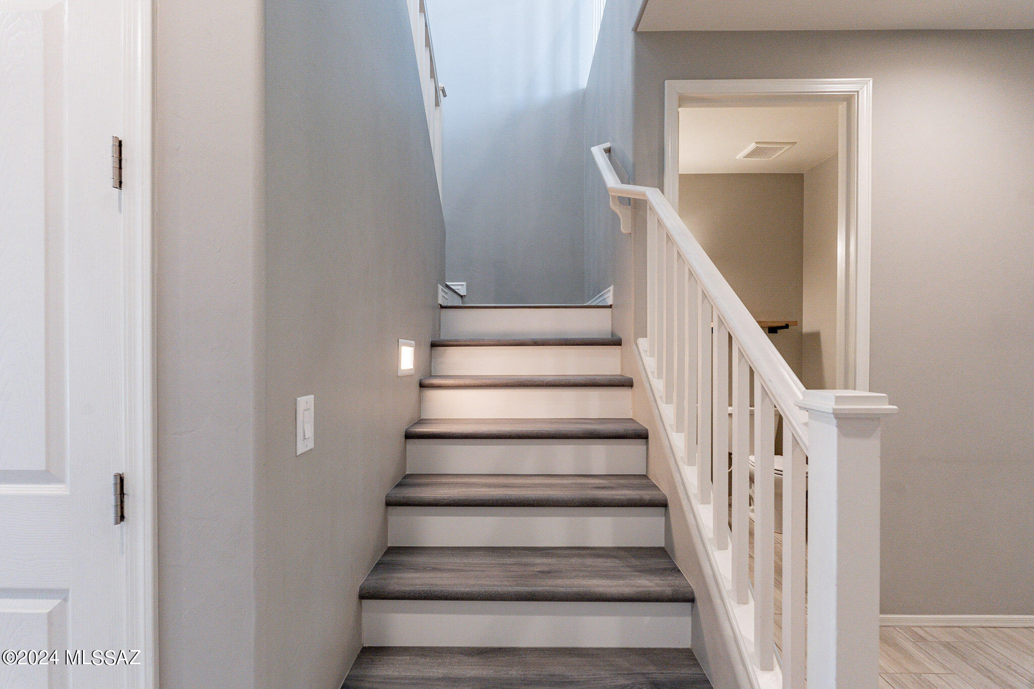 6444 E Via Jardin Verde