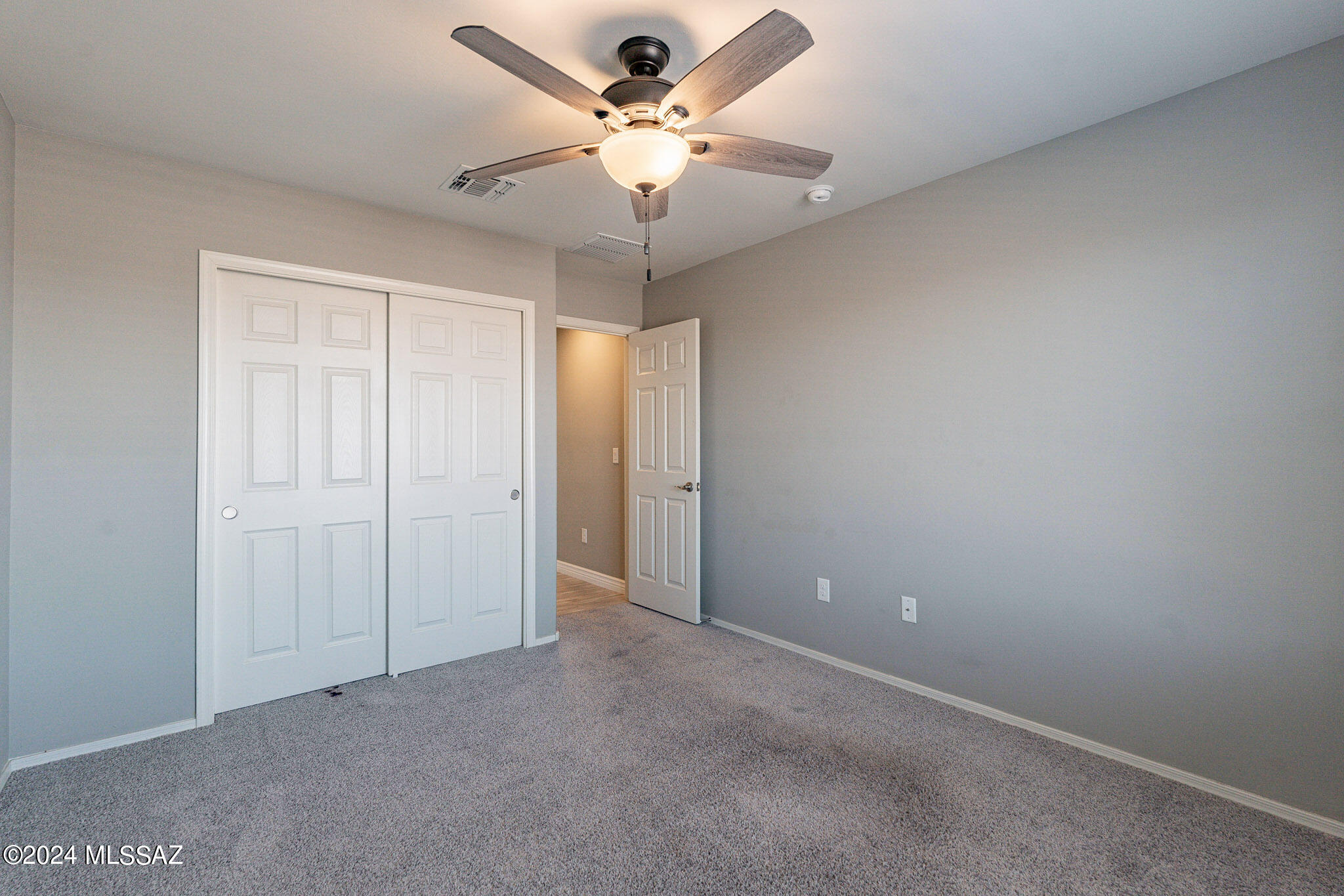6444 E Via Jardin Verde
