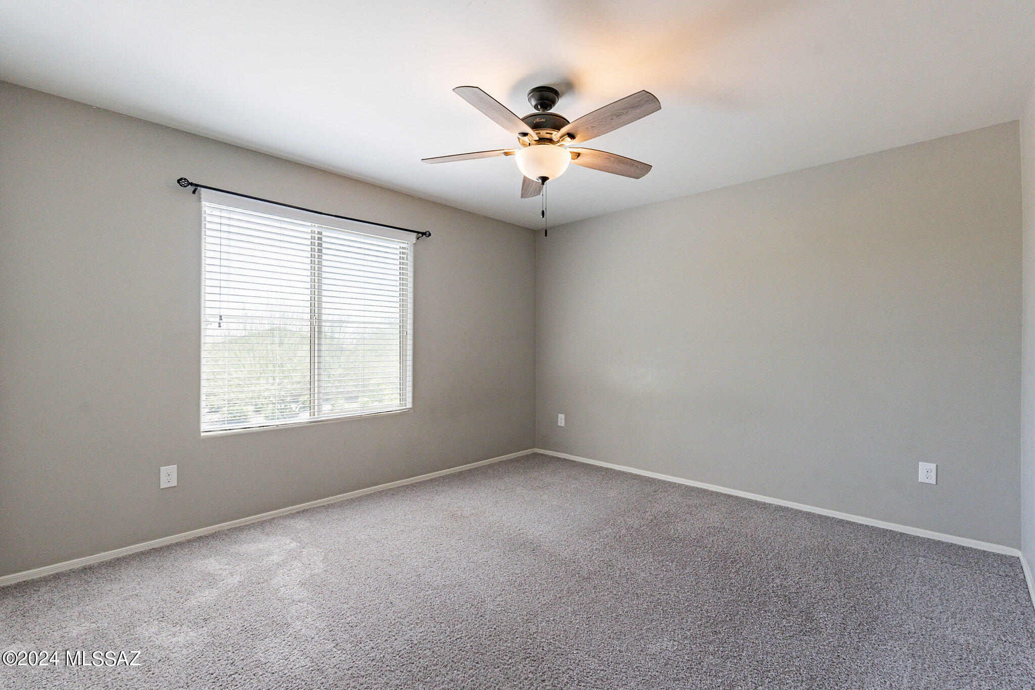 6444 E Via Jardin Verde