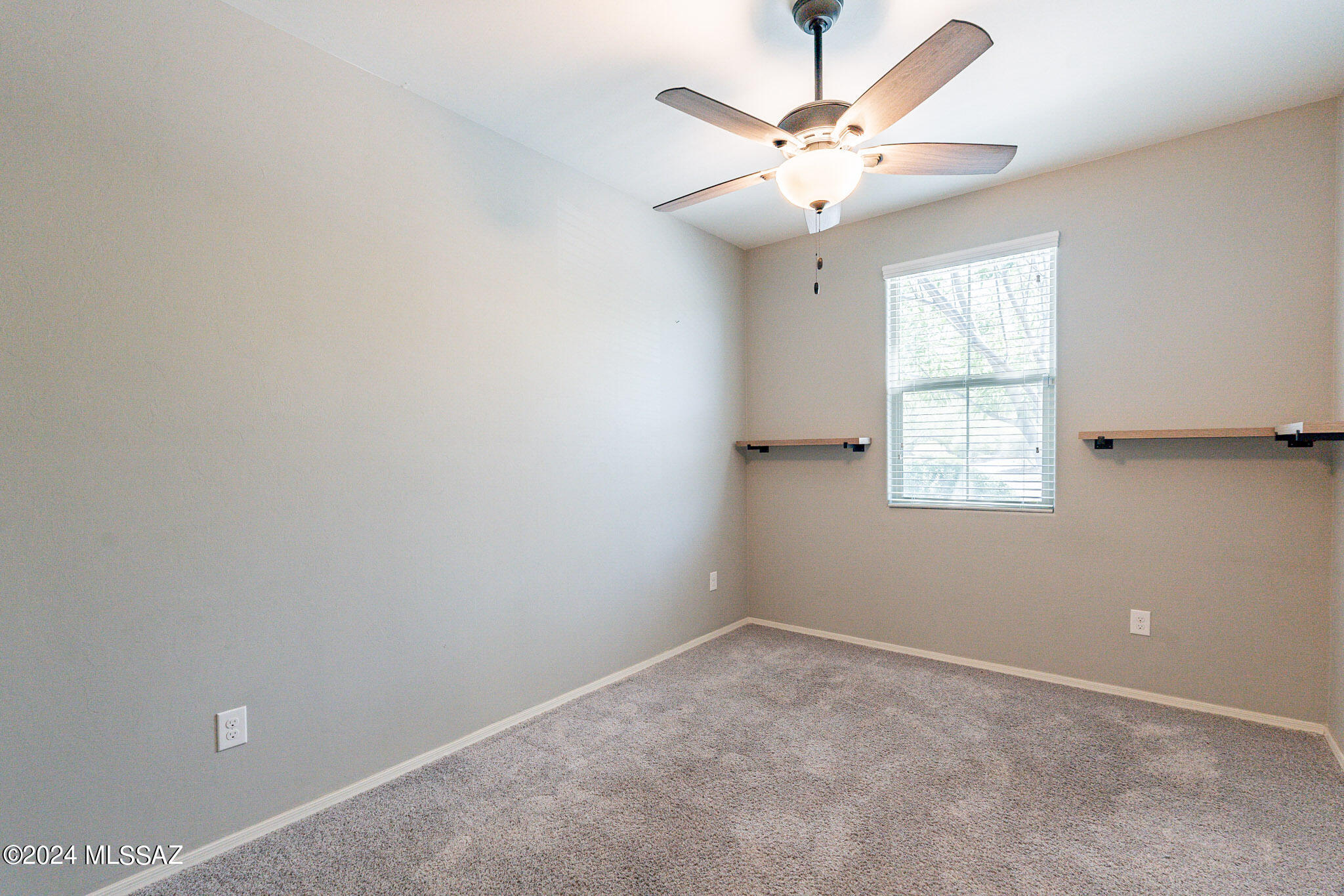 6444 E Via Jardin Verde