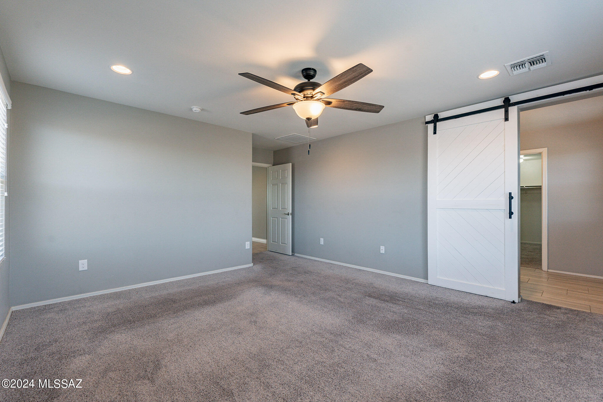 6444 E Via Jardin Verde