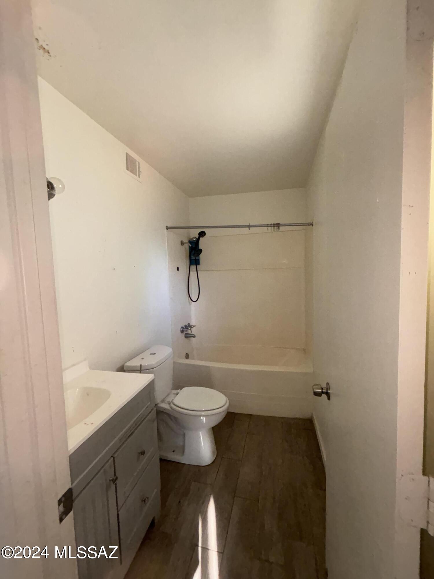 4797 W Santa Maria