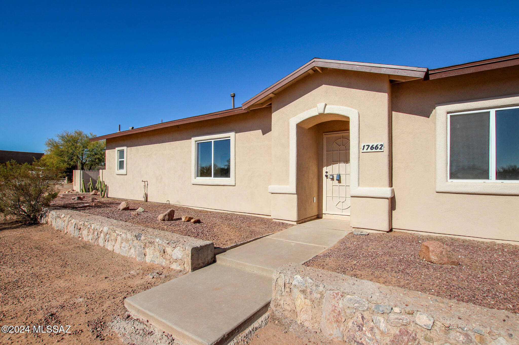 17662 W Star Cluster Place