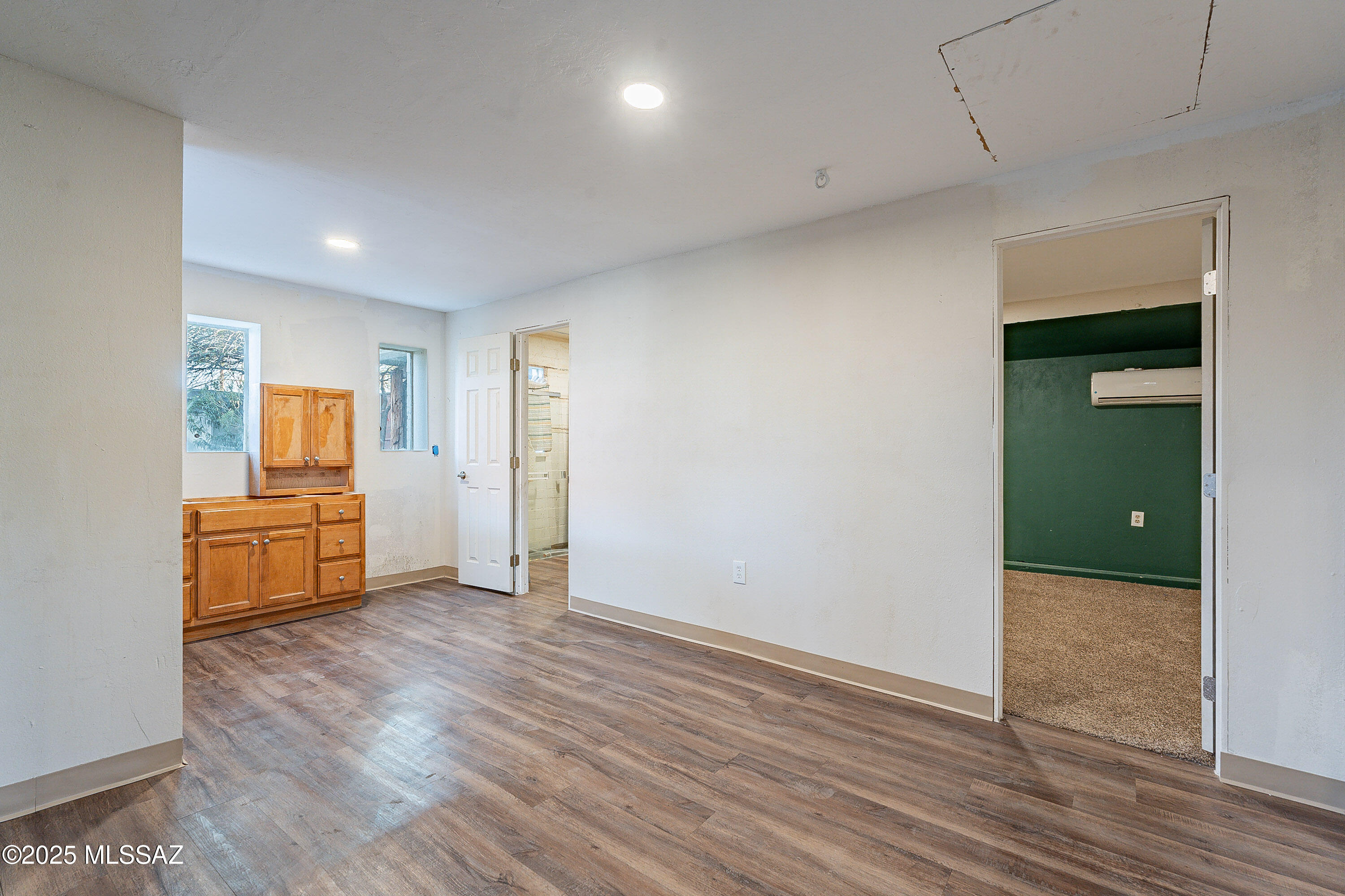 2671 W Tolosa Circle