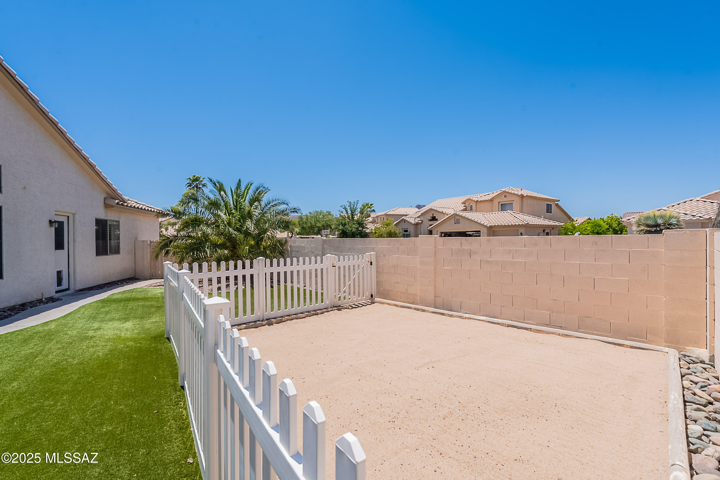 8348 N Mammoth Drive
