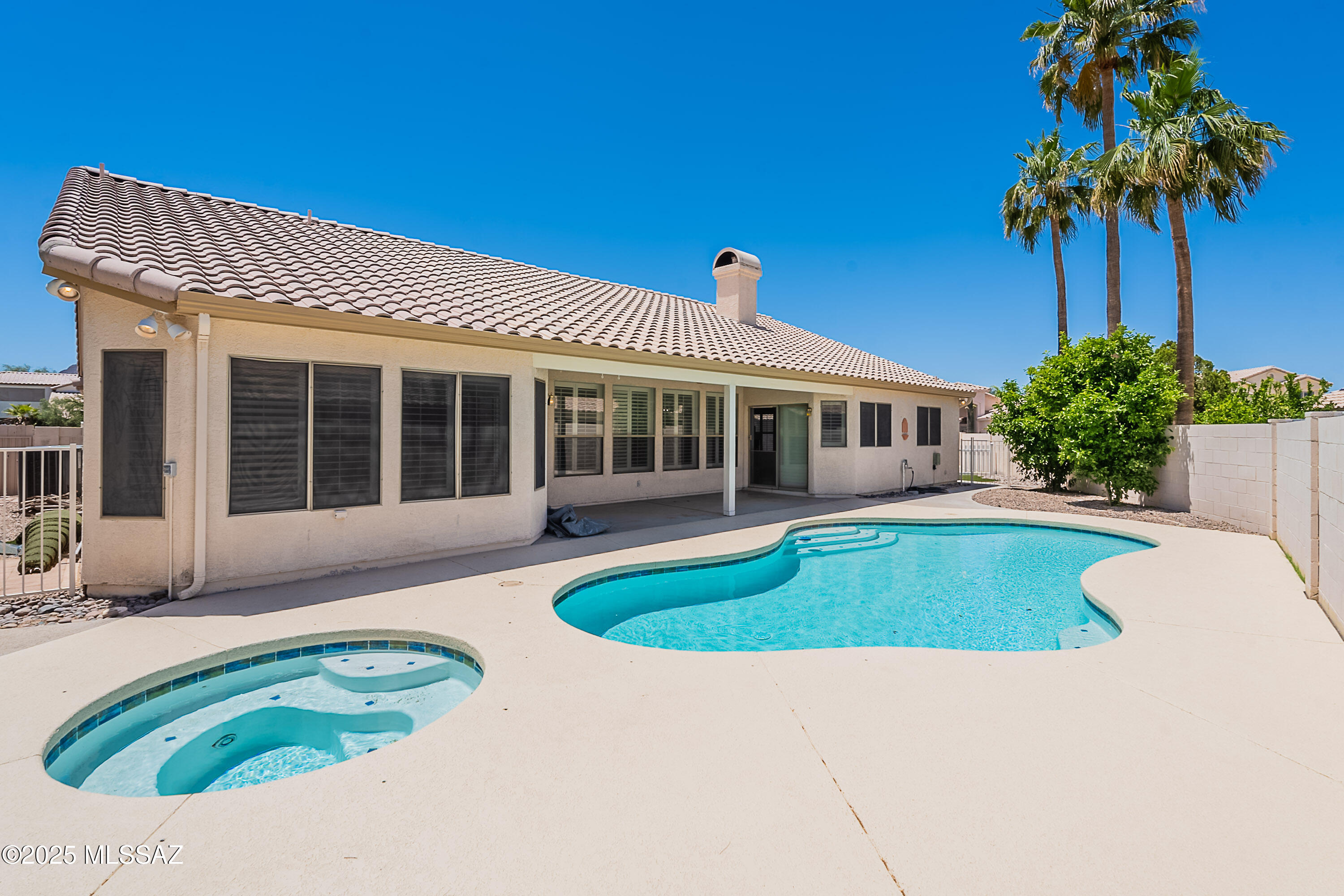 8348 N Mammoth Drive