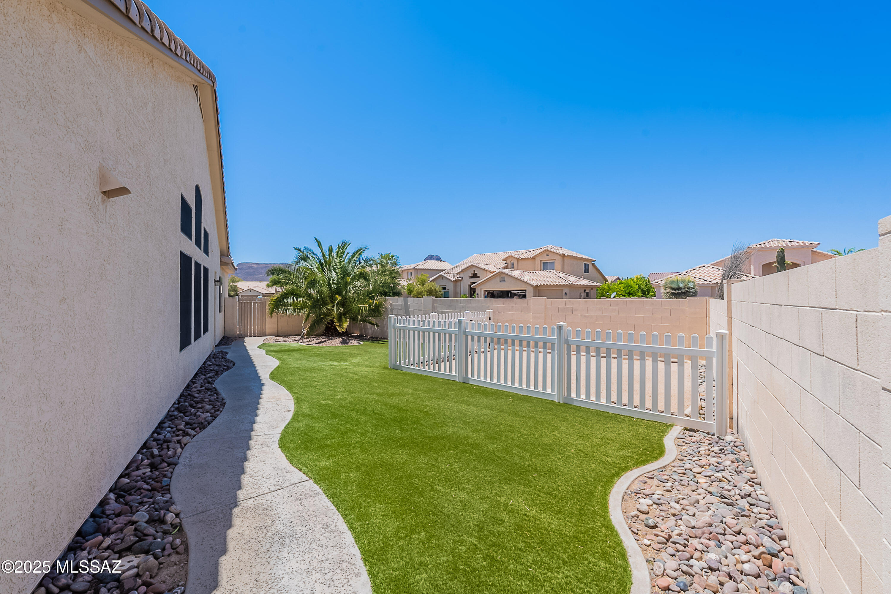 8348 N Mammoth Drive