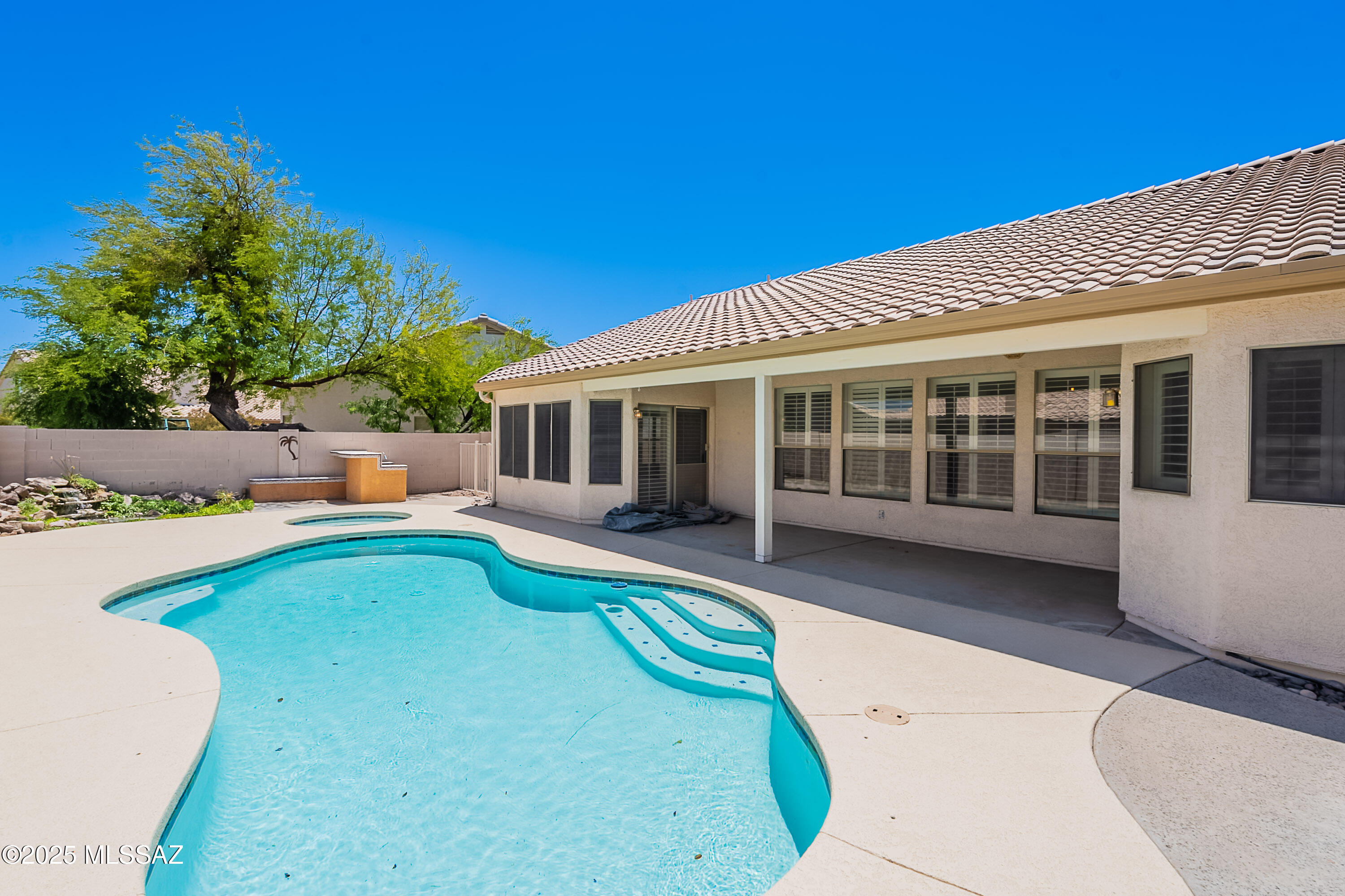8348 N Mammoth Drive