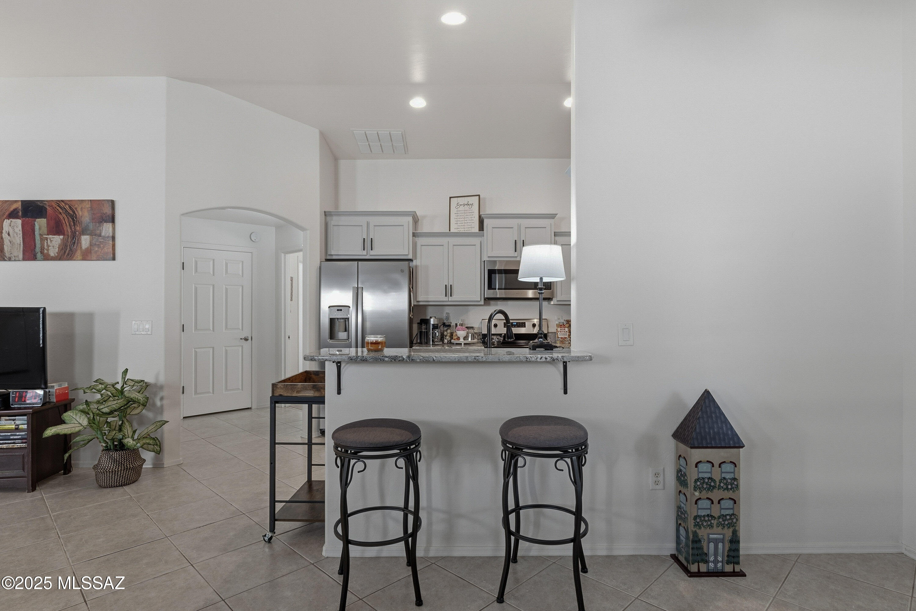 2243 N Avenida Del Petalo