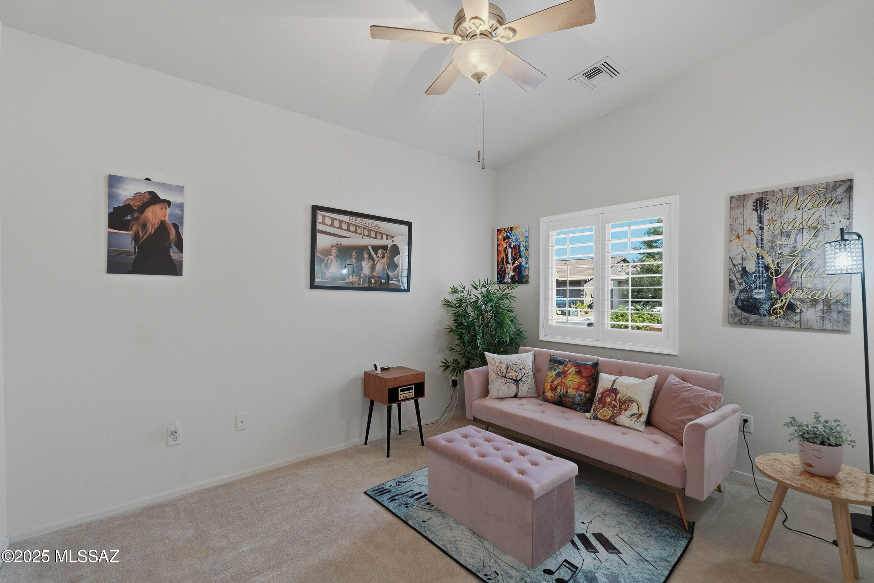 2243 N Avenida Del Petalo