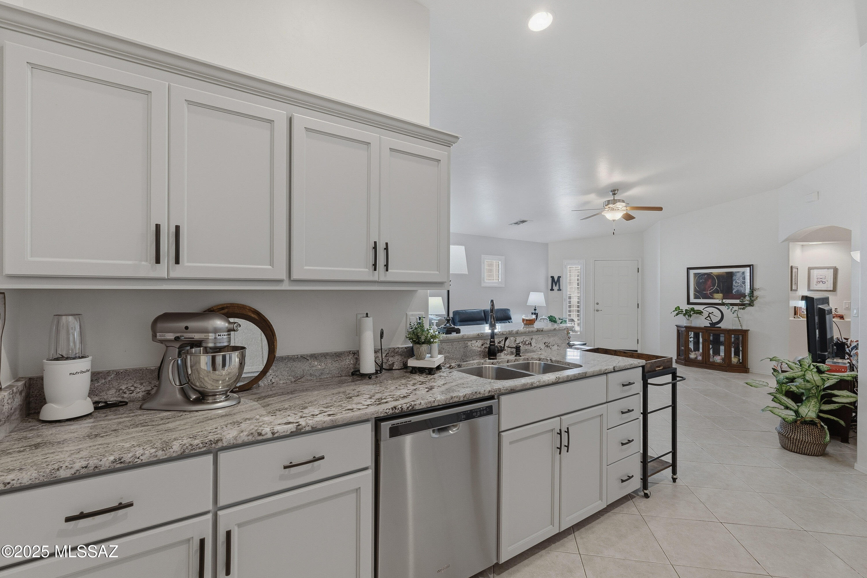 2243 N Avenida Del Petalo
