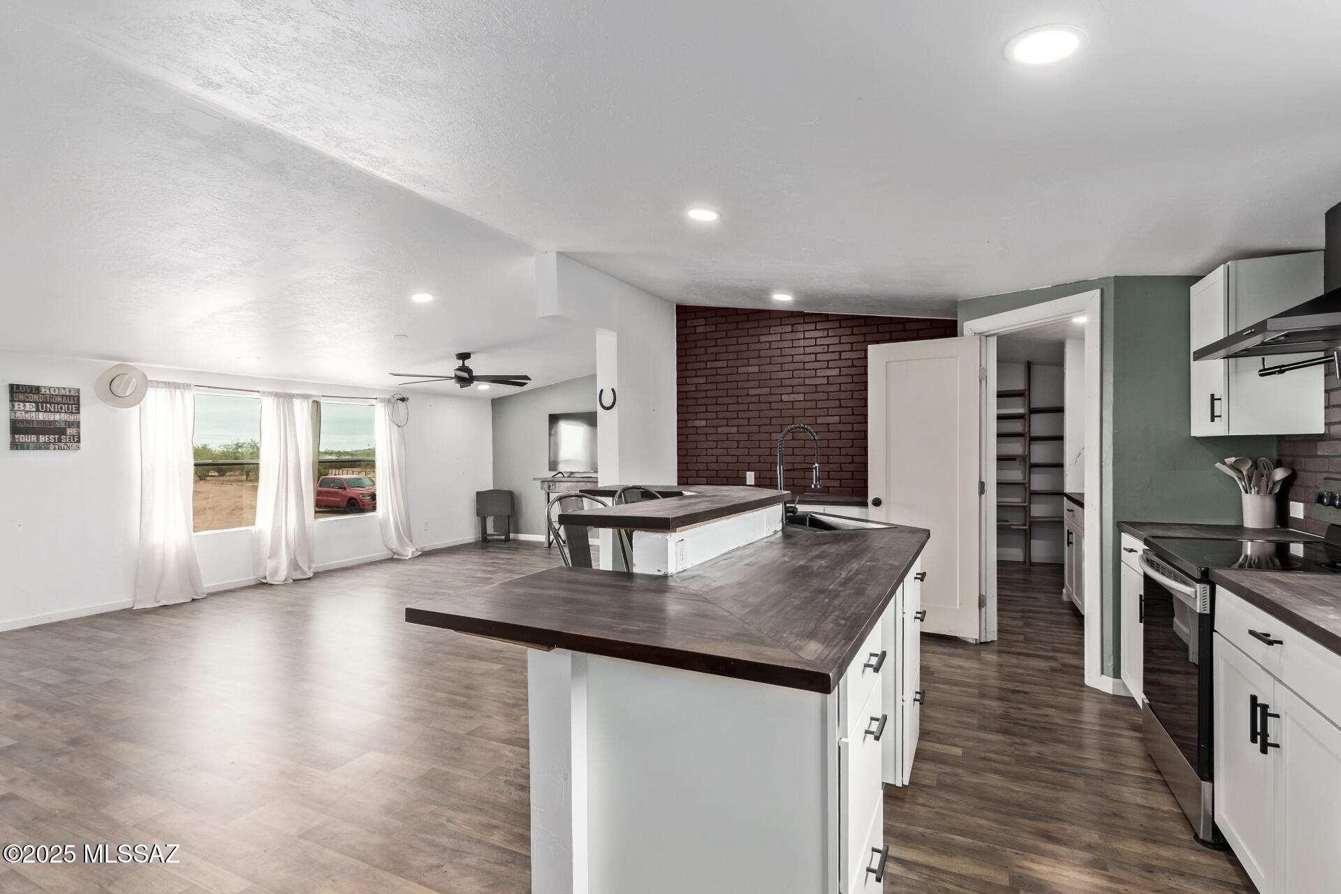 12675 W Snyder Hill Road