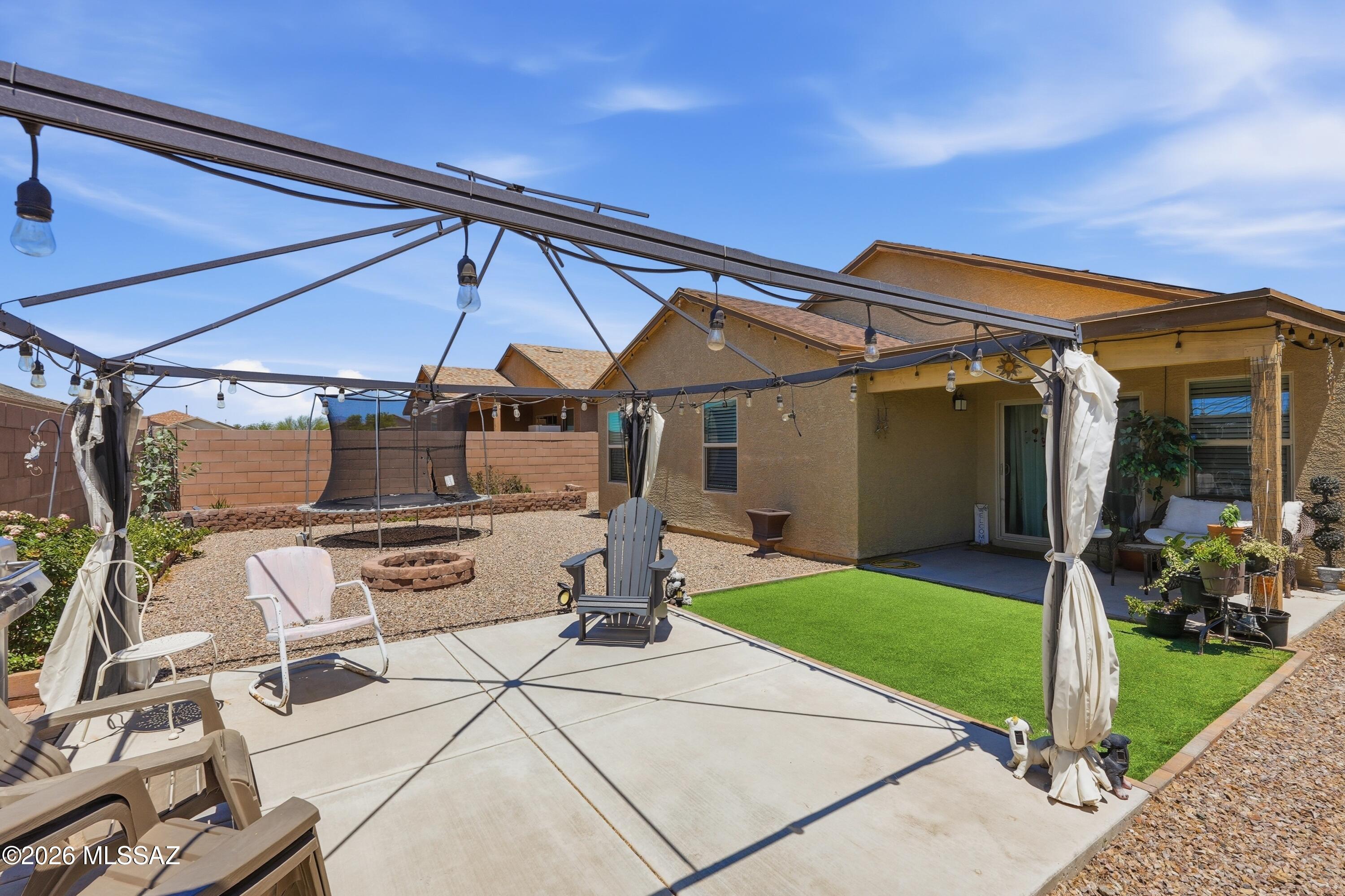 6172 S Antrim Loop