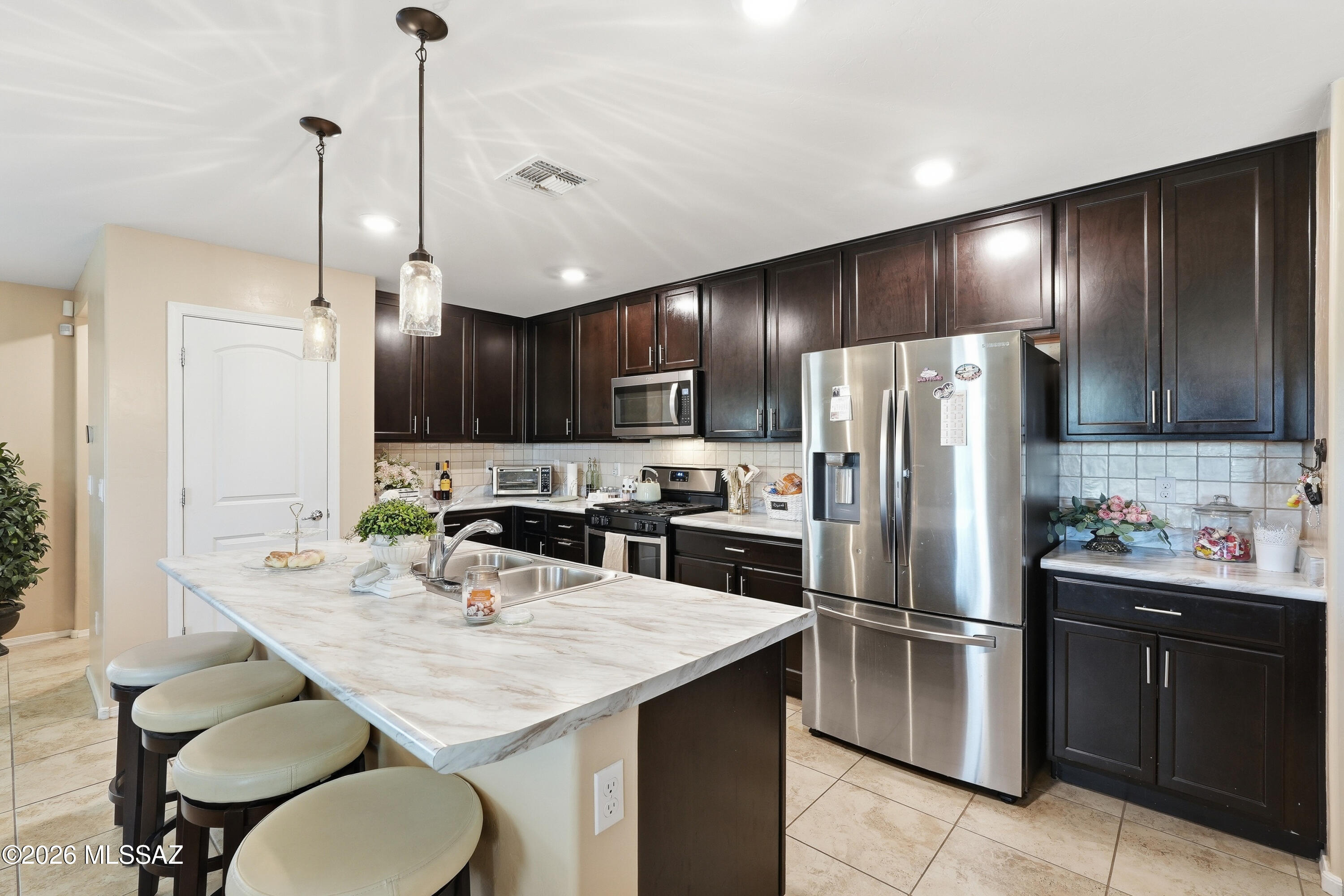 6172 S Antrim Loop