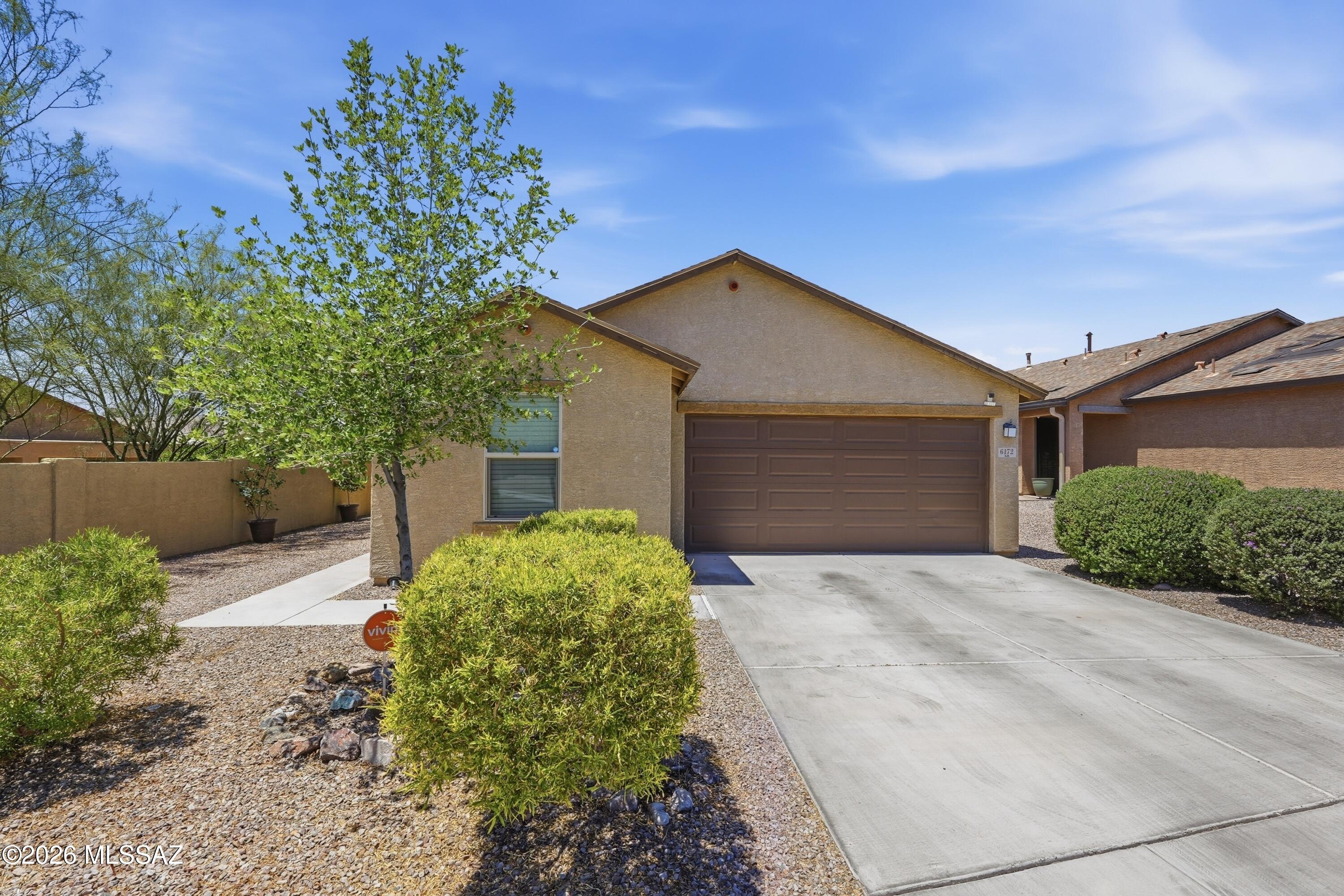 6172 S Antrim Loop