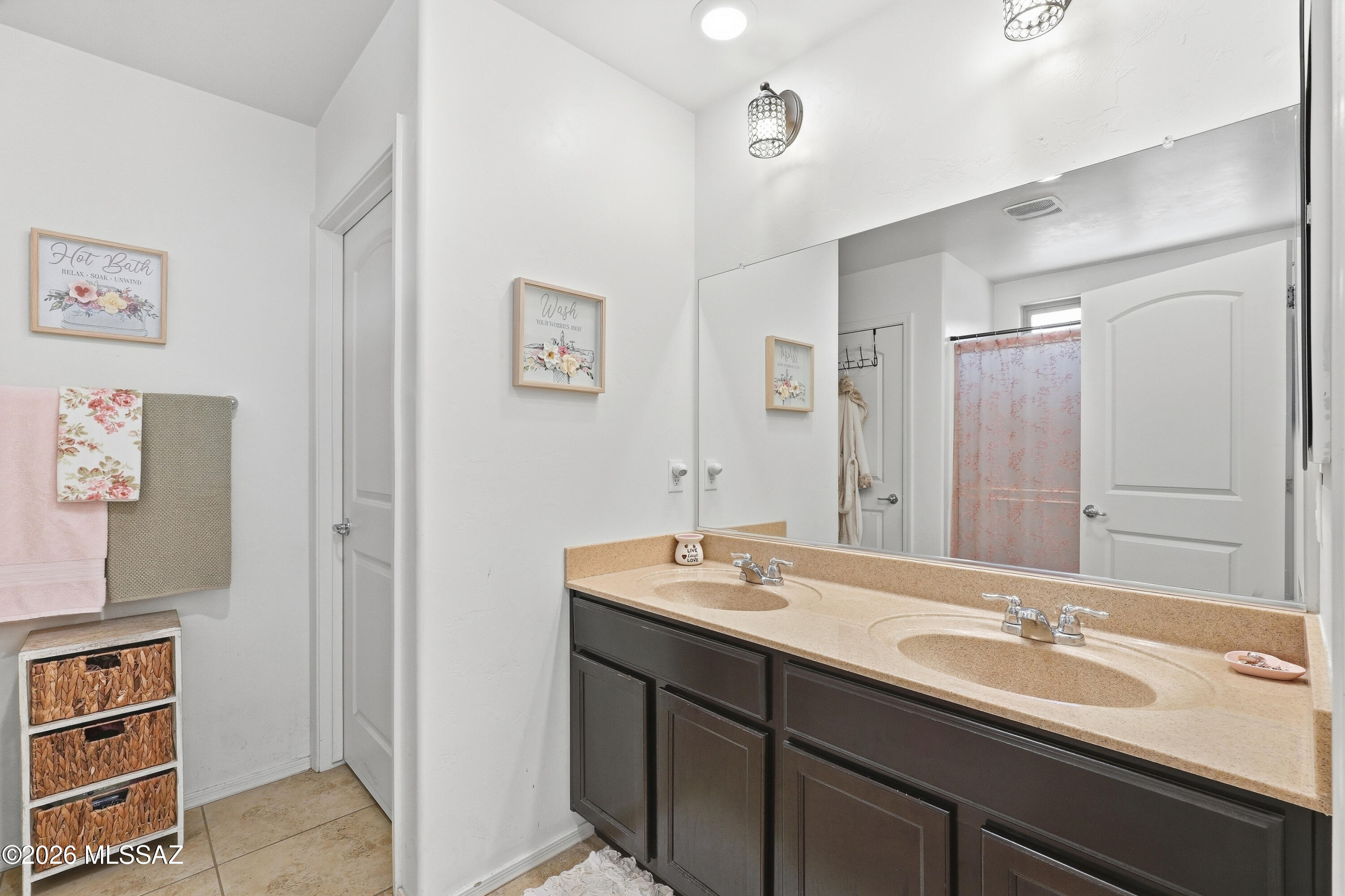 6172 S Antrim Loop