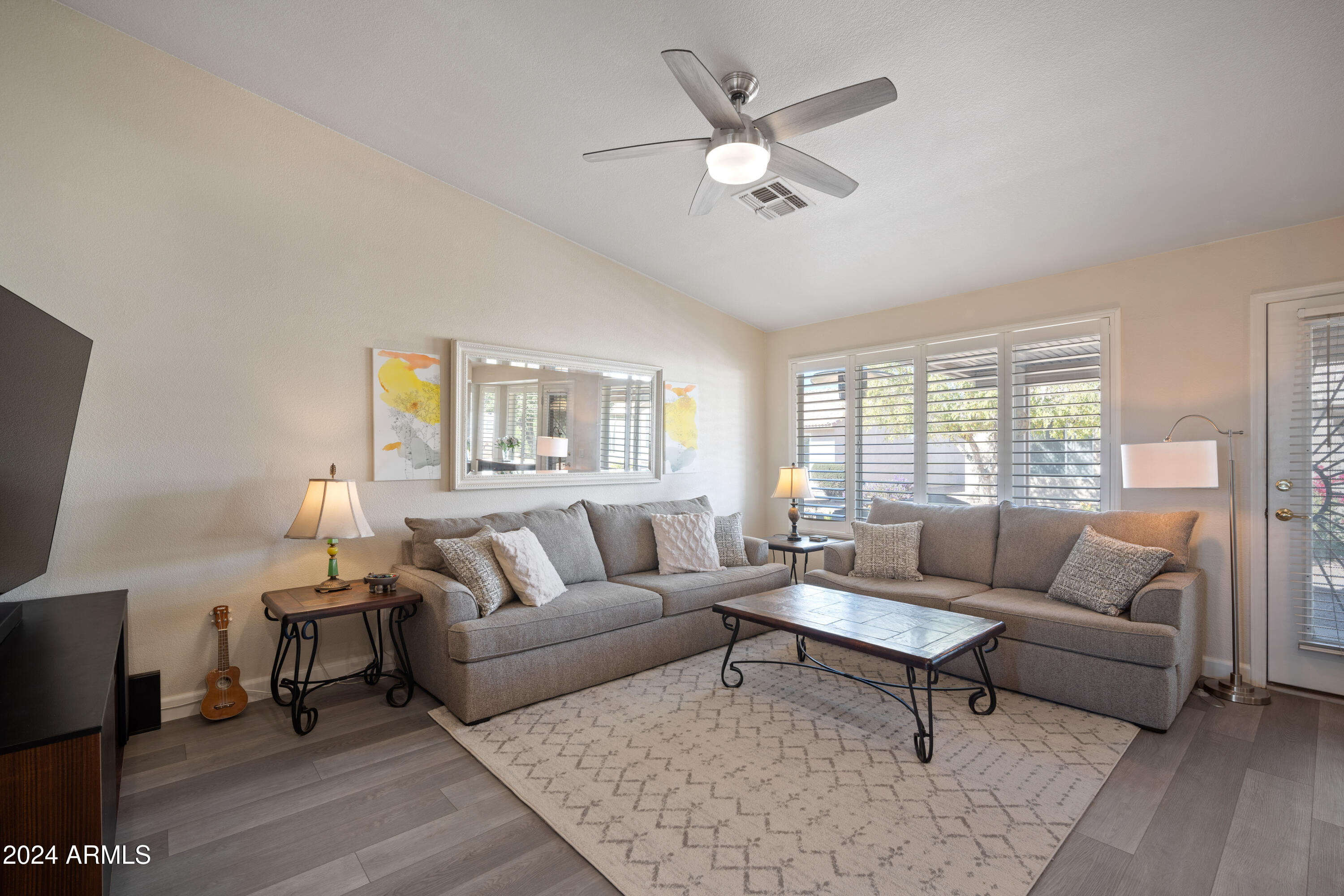 1440 E LA COSTA Drive