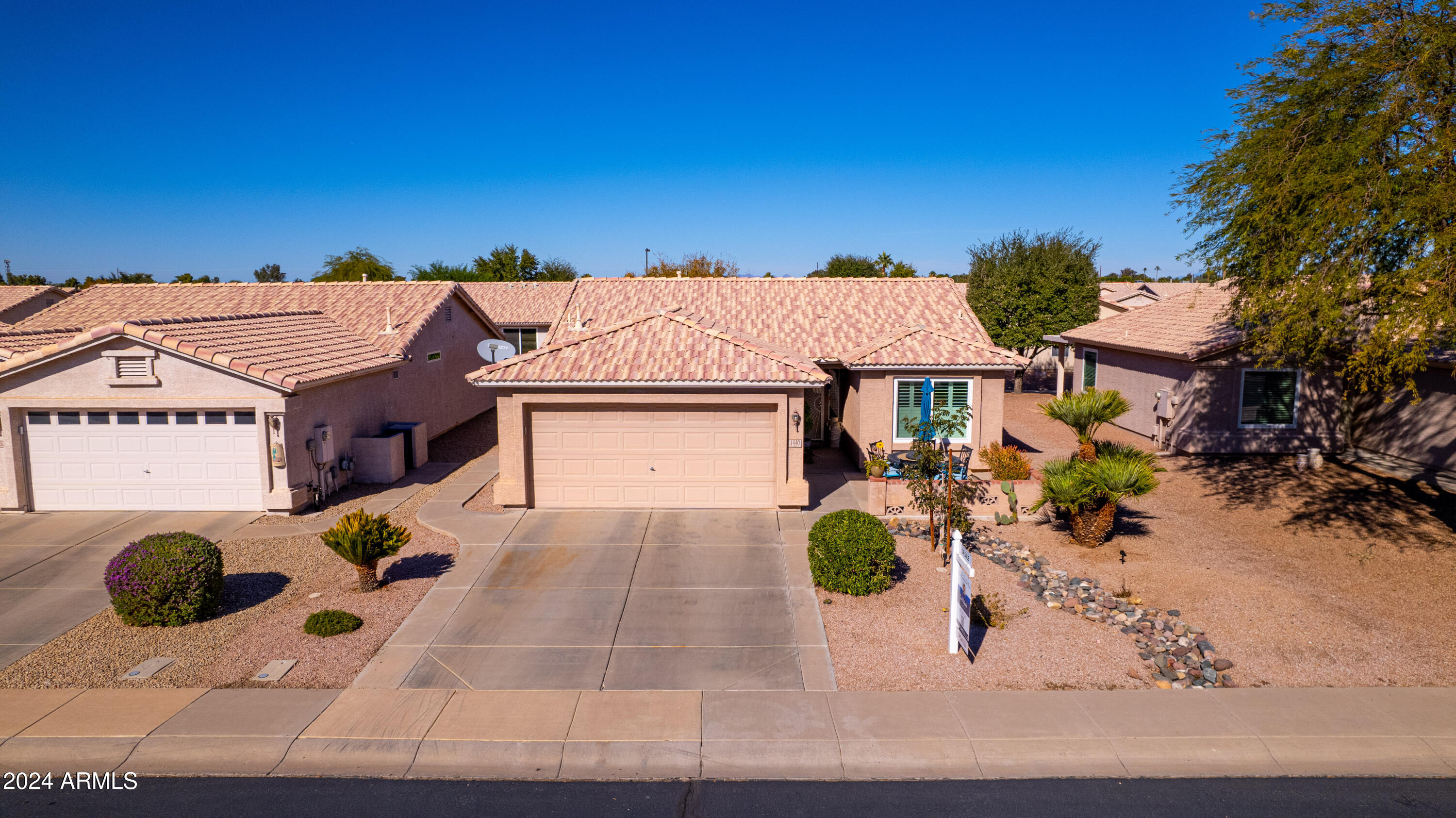 1440 E LA COSTA Drive