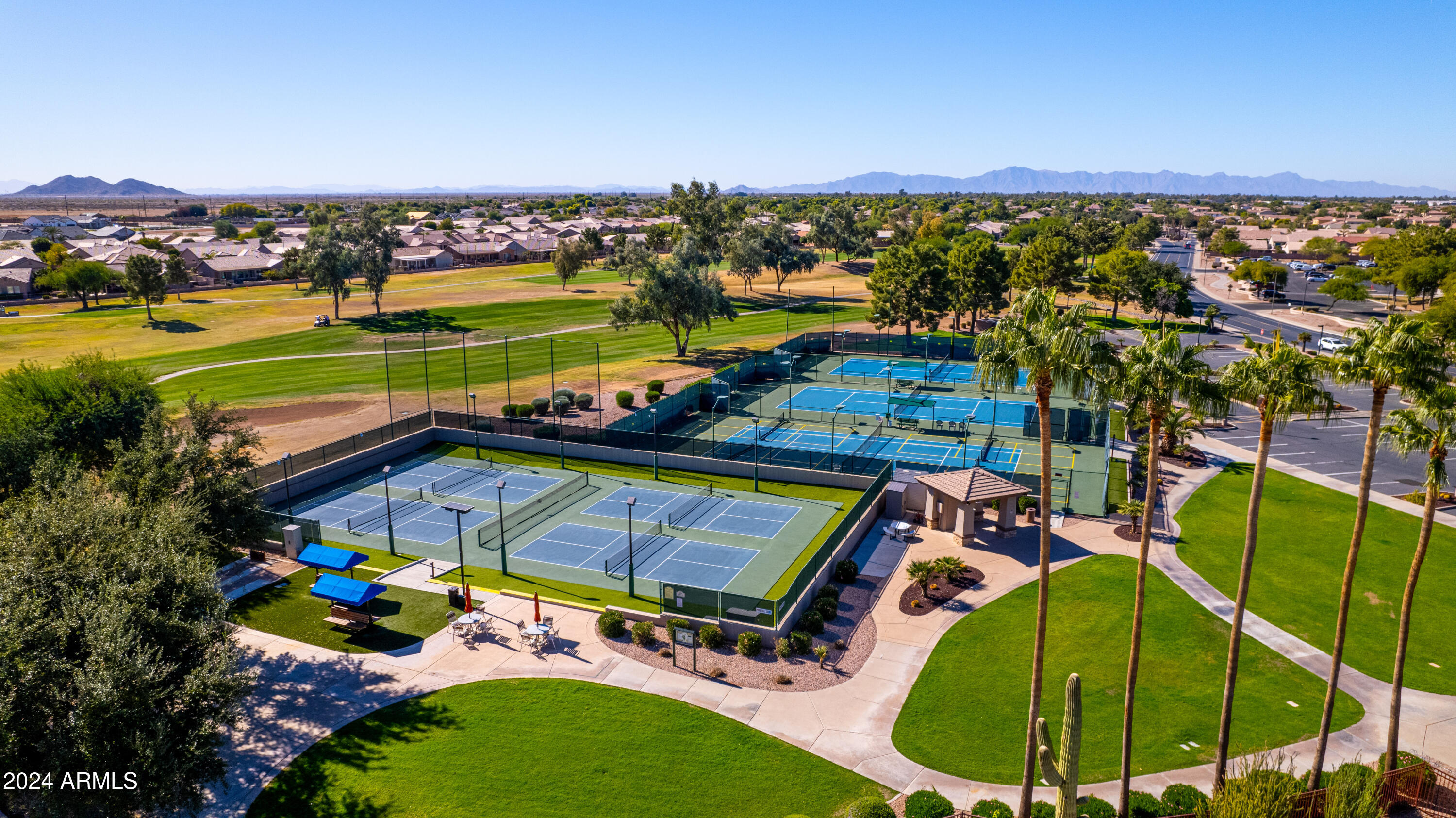 1440 E LA COSTA Drive