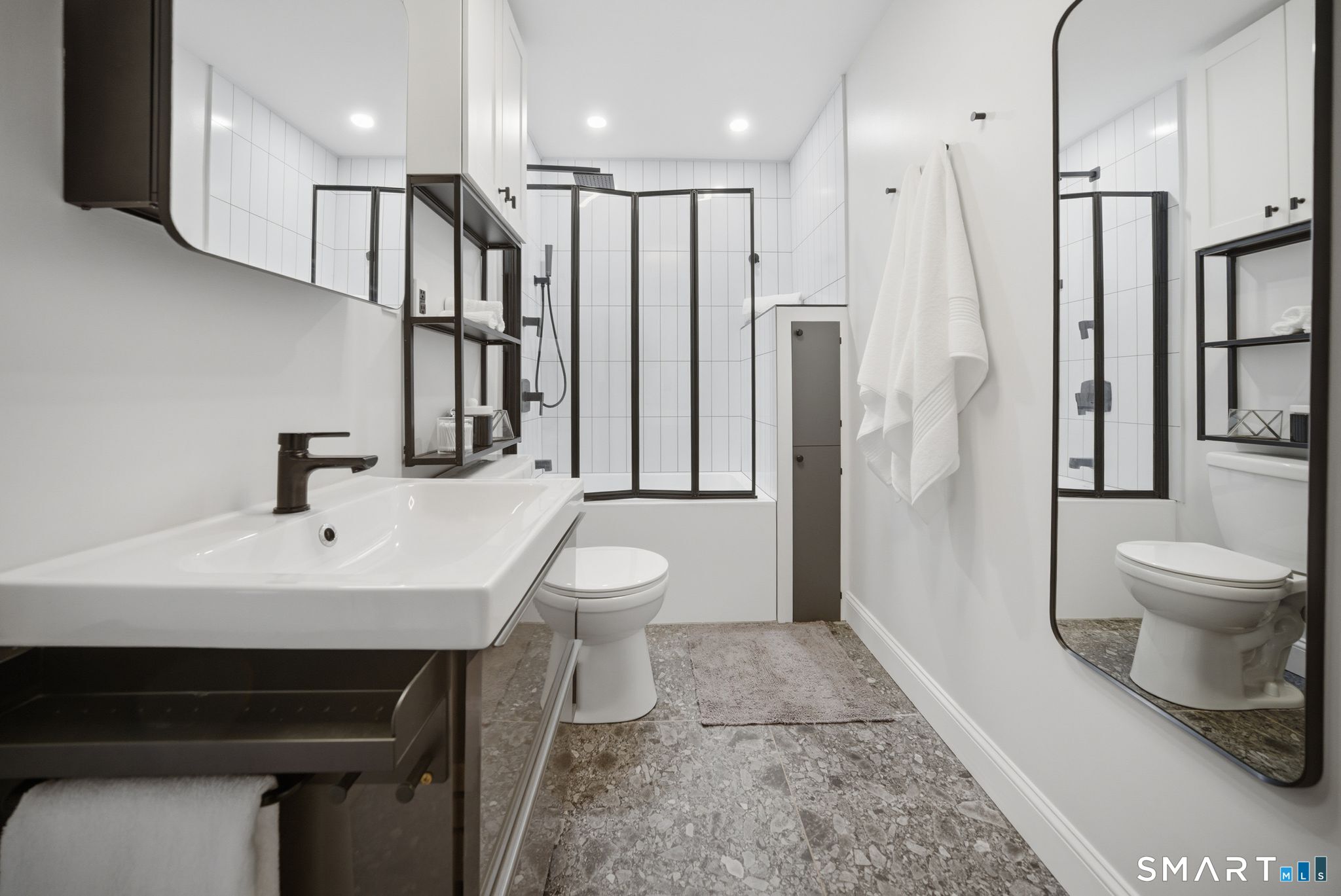 34 Charter Oak Place 4