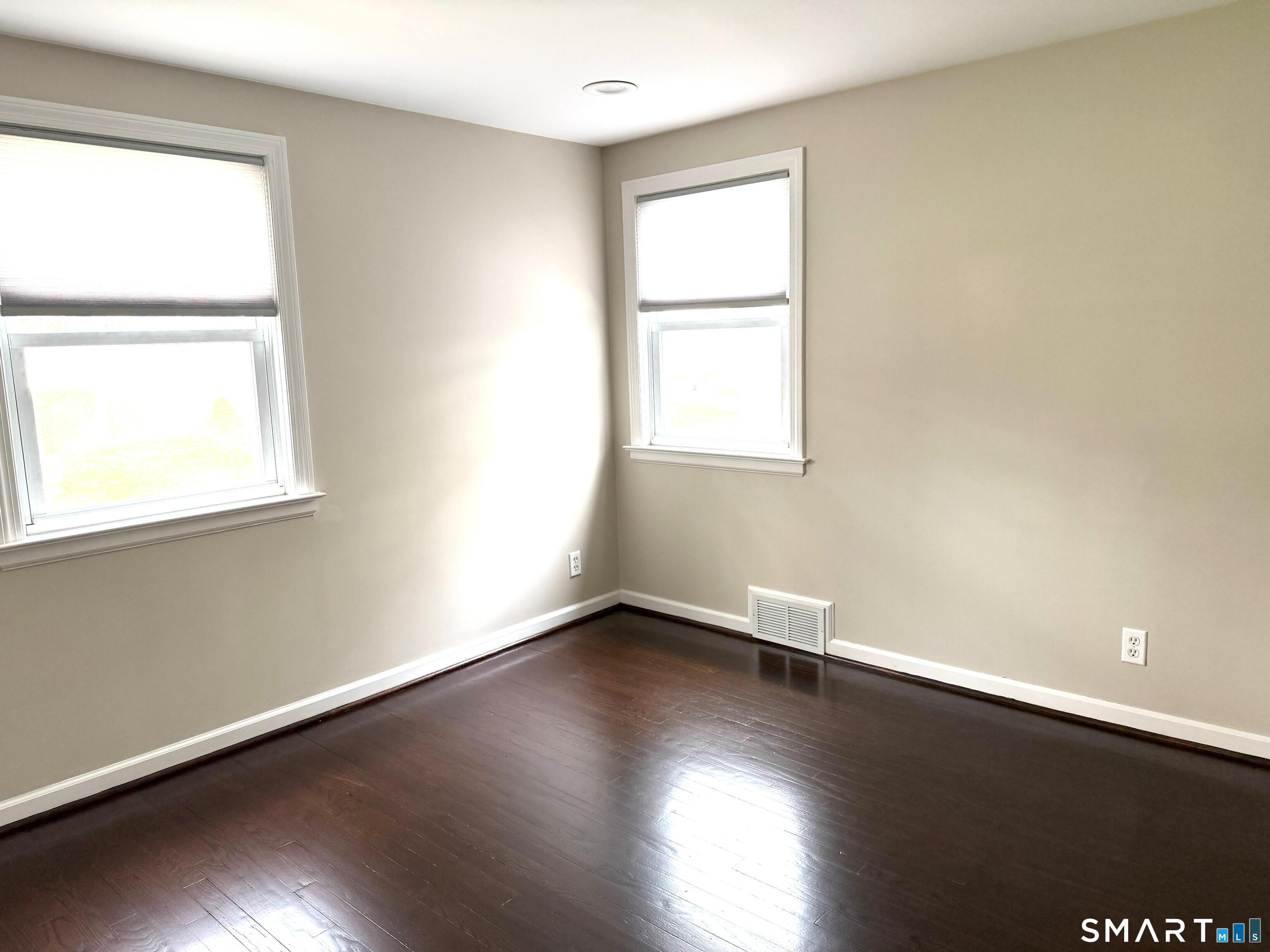 28 Miamis Road