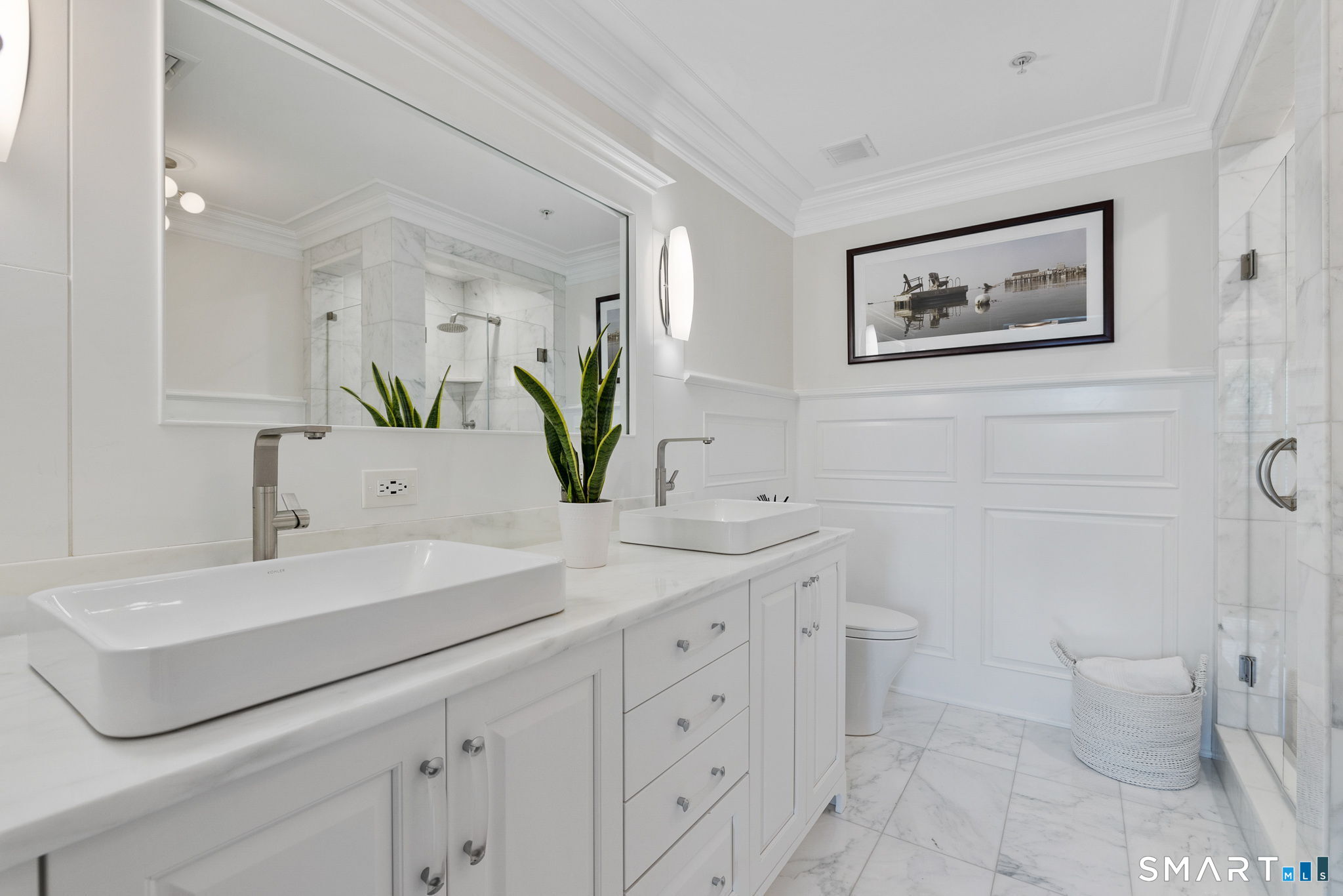 85 Memorial Road 205