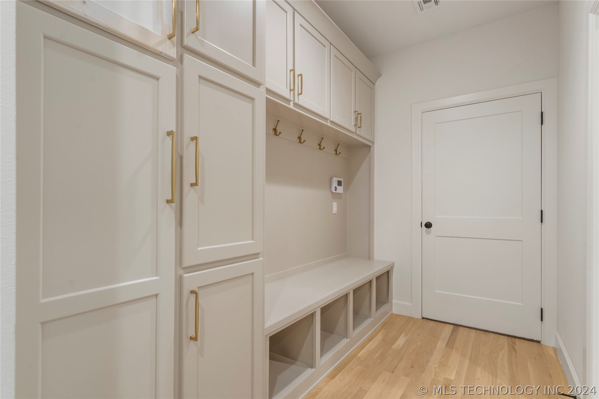 2969 E 146th Place S