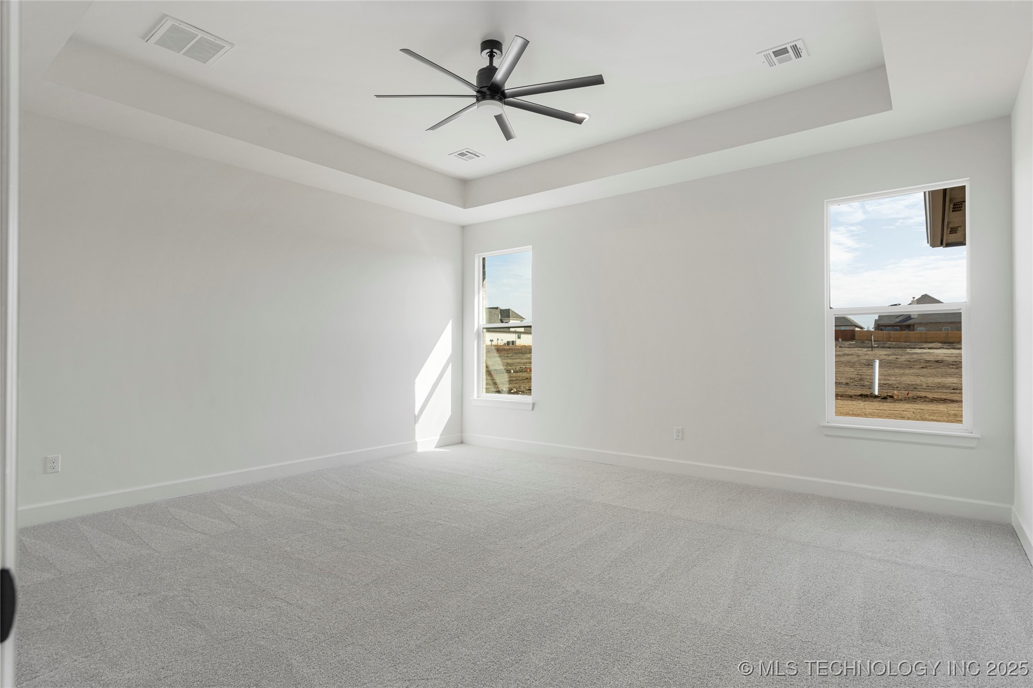 2038 E 129th Street
