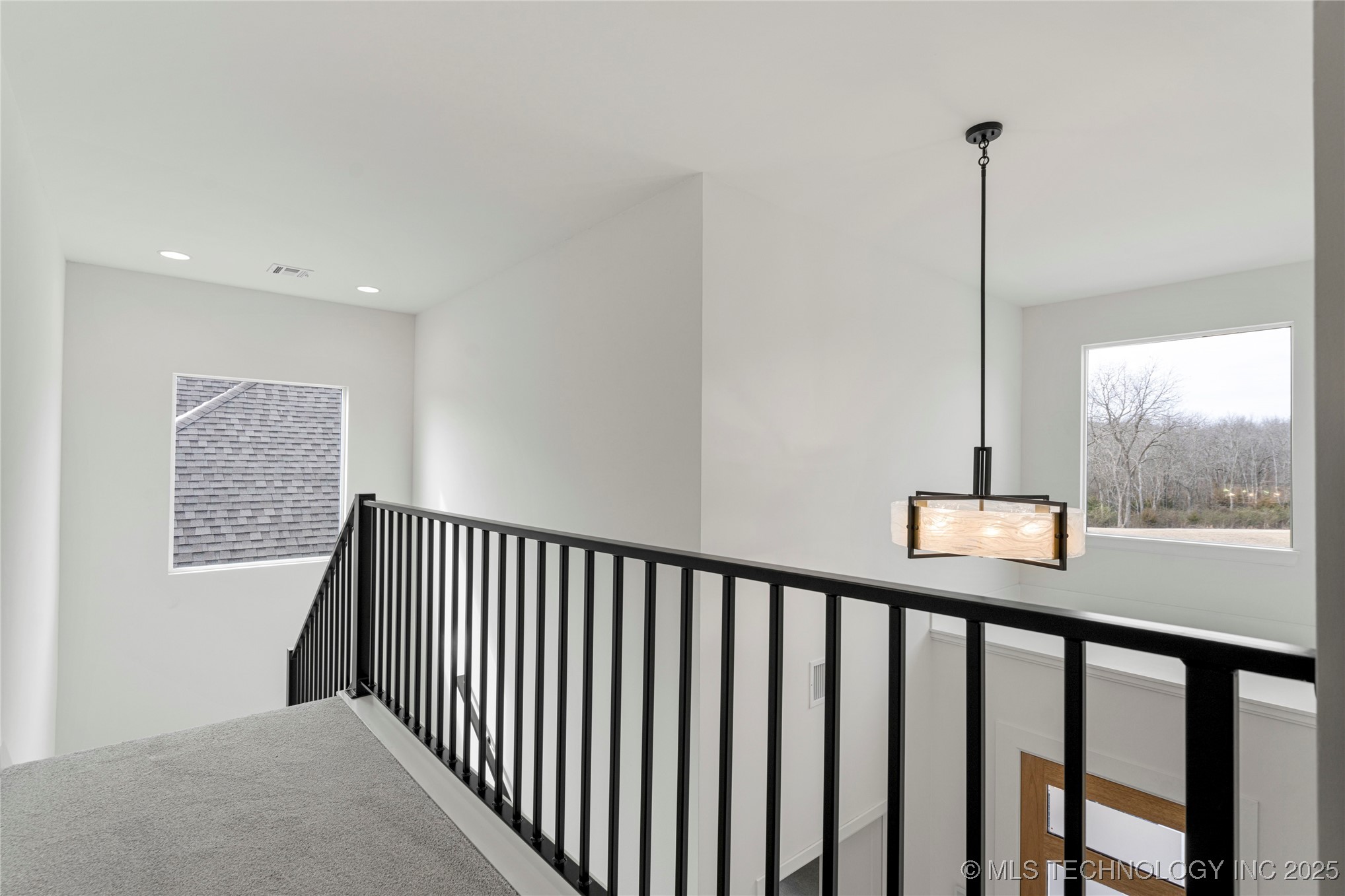 2038 E 129th Street