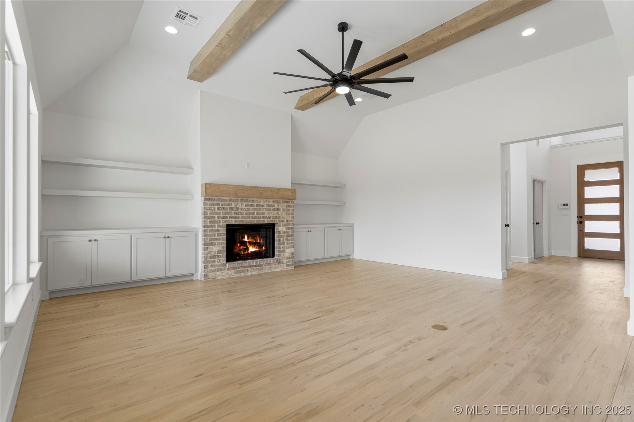 2038 E 129th Street