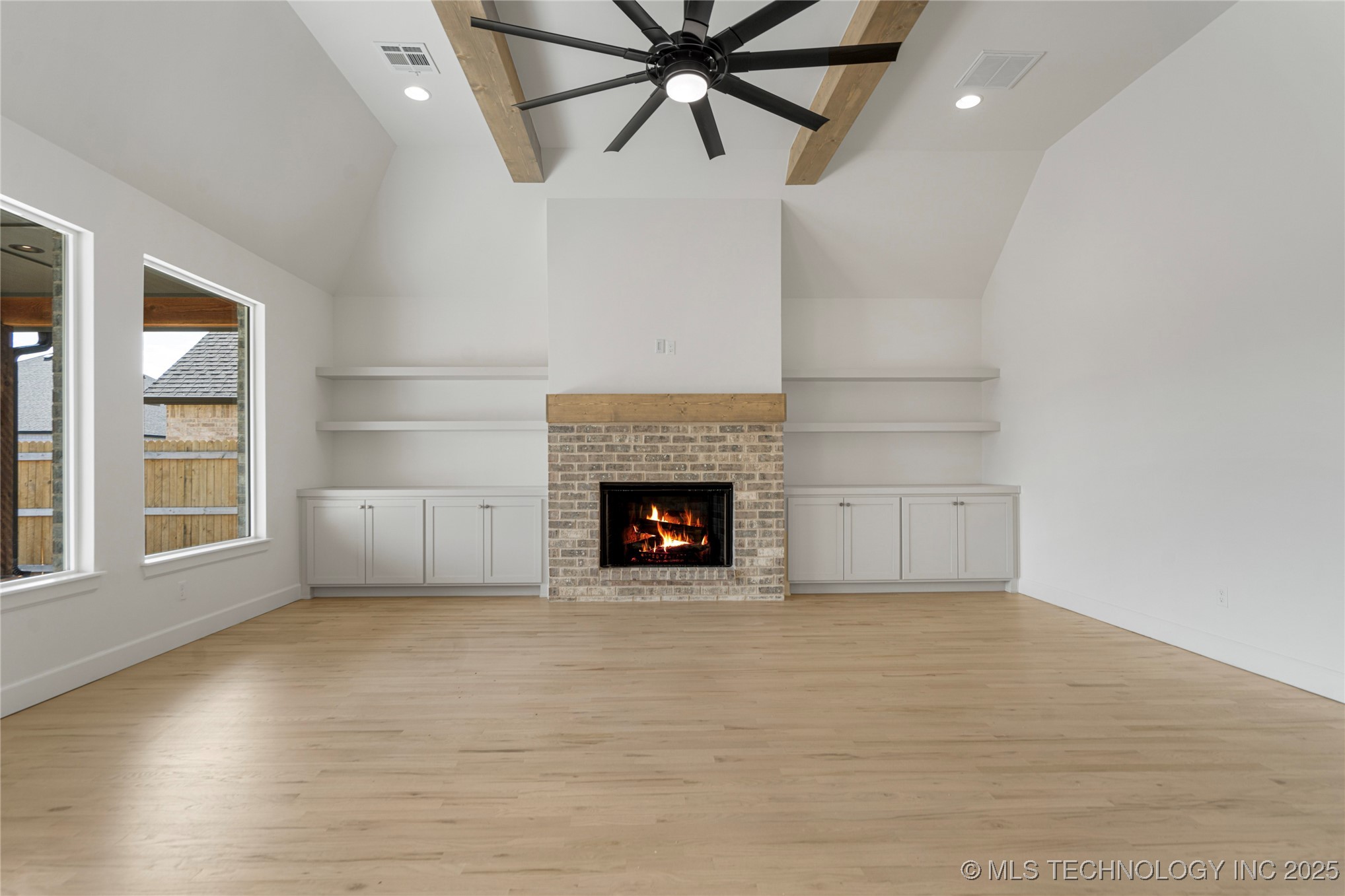 2038 E 129th Street