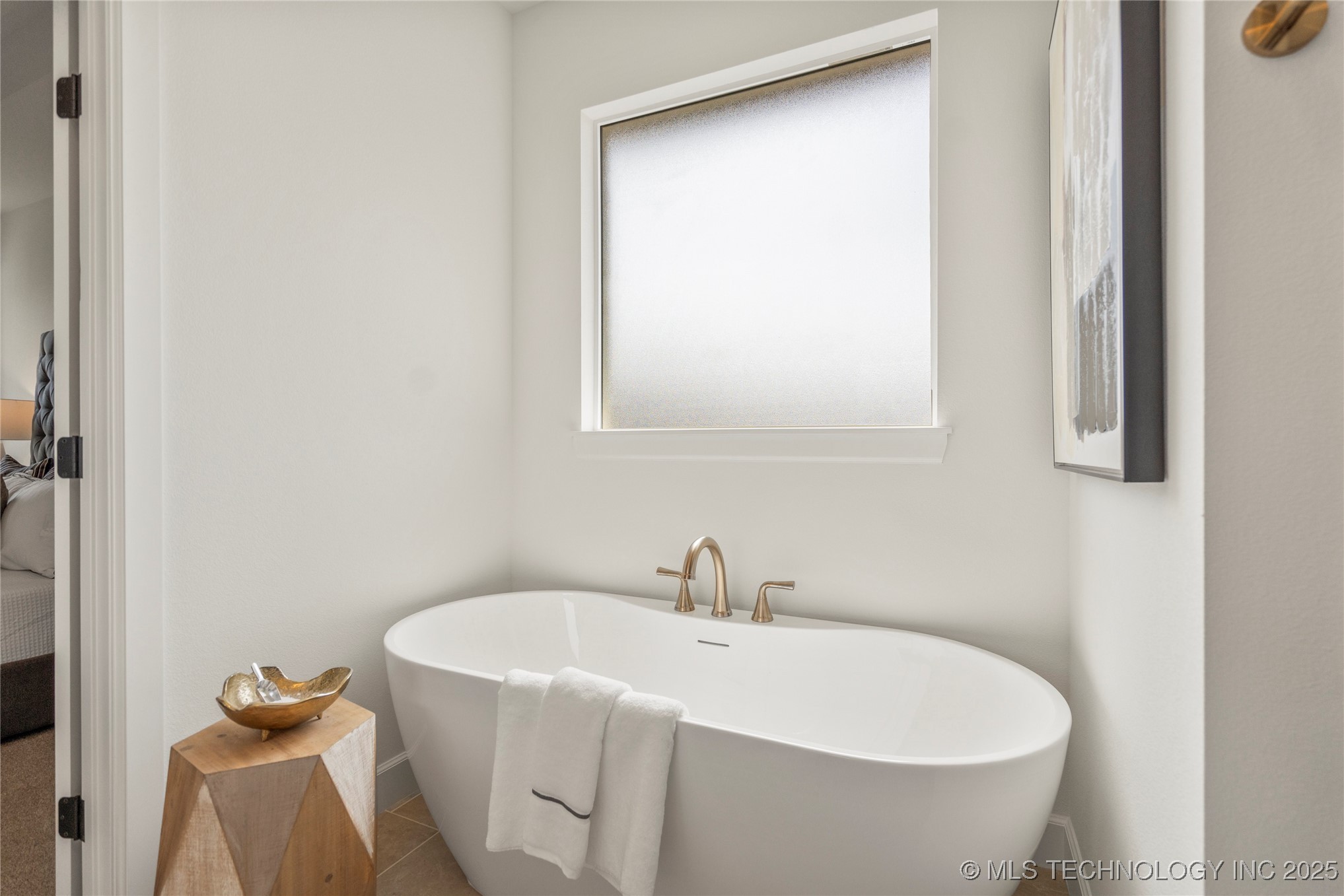 2072 E 129th Place S