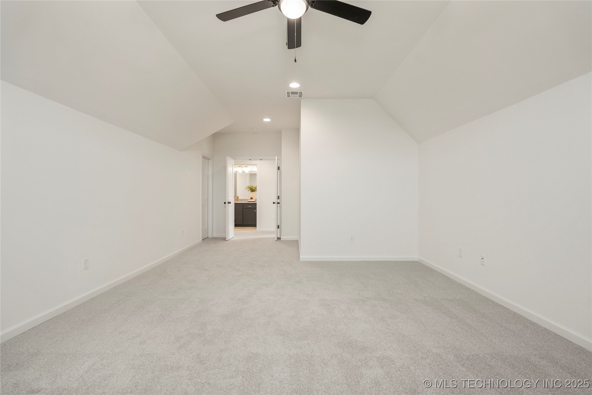 2072 E 129th Place S