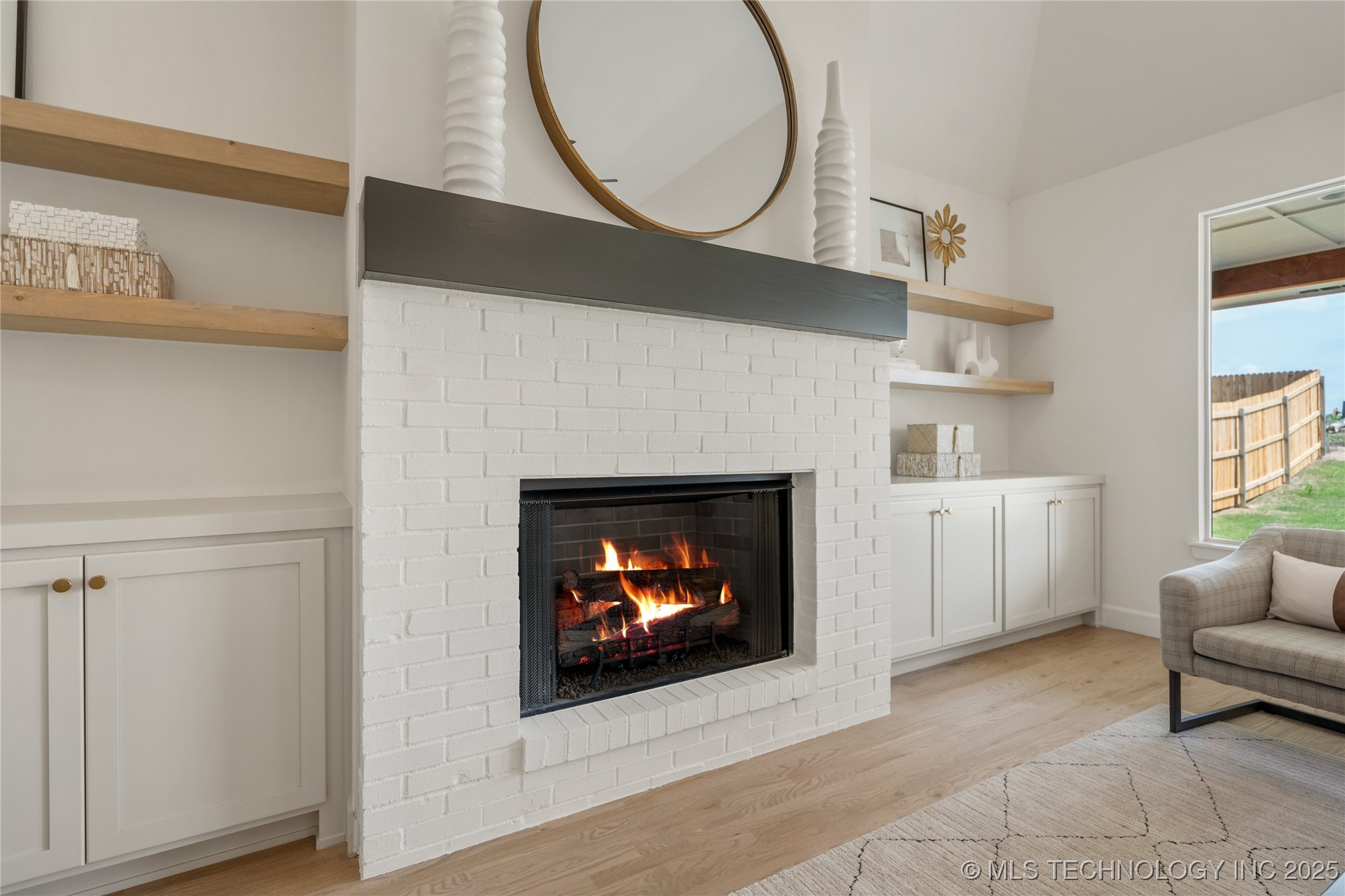 2072 E 129th Place S