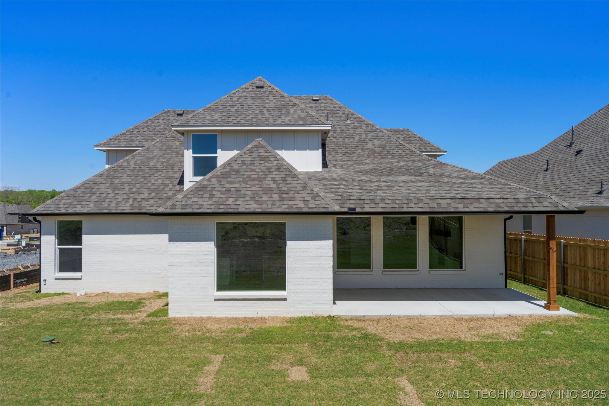 2072 E 129th Place S