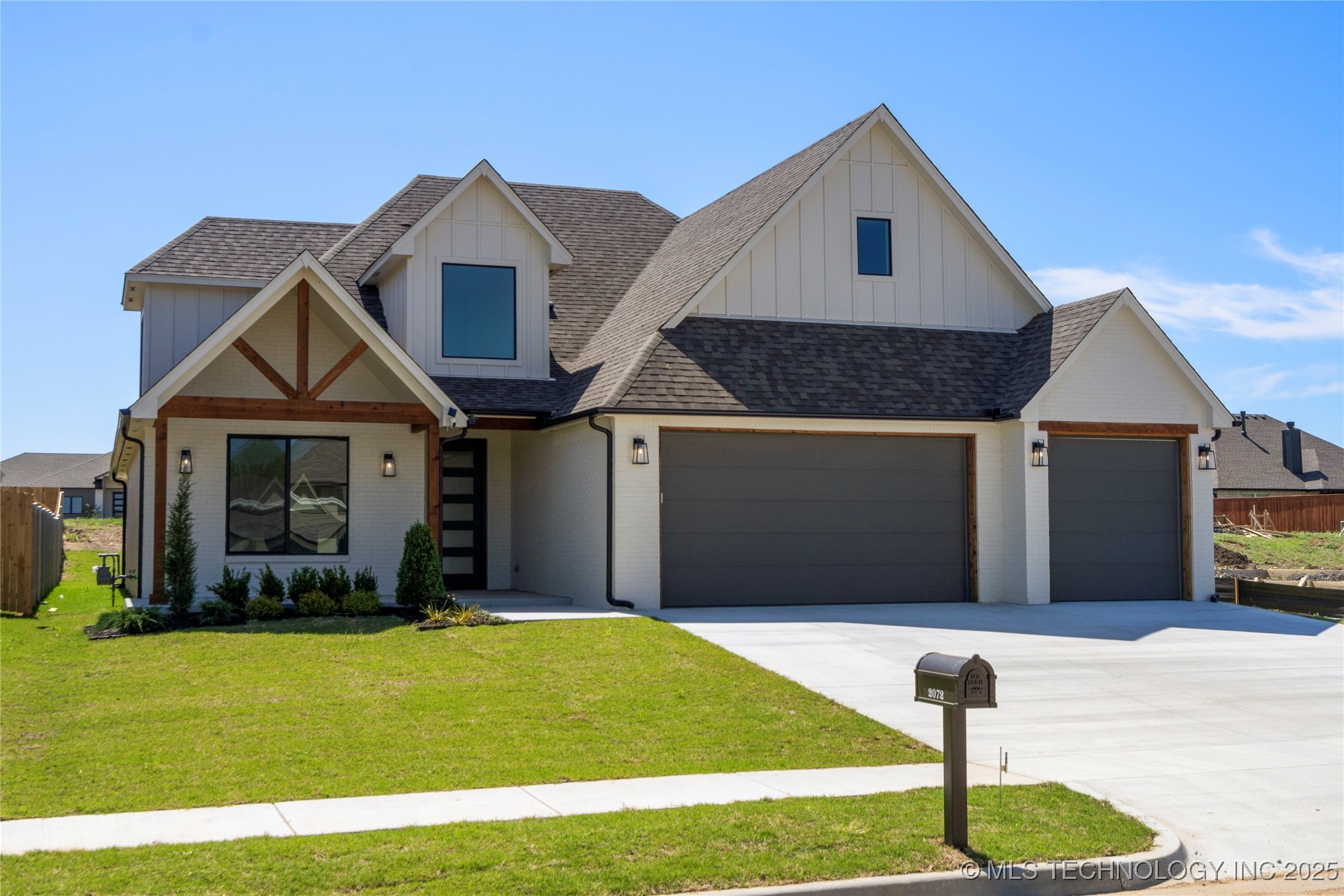 2072 E 129th Place S