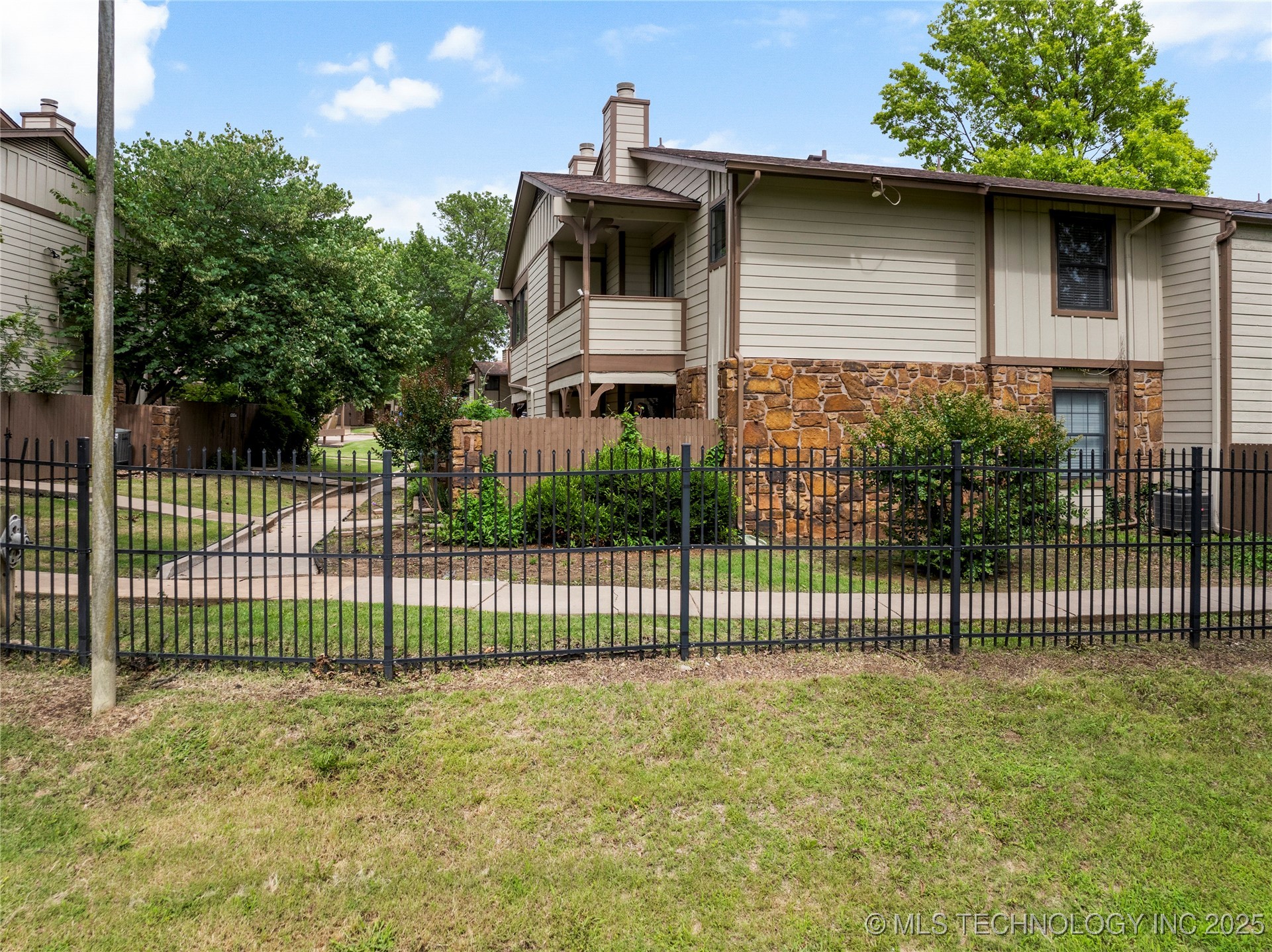 6364 S 80th East Avenue 34E